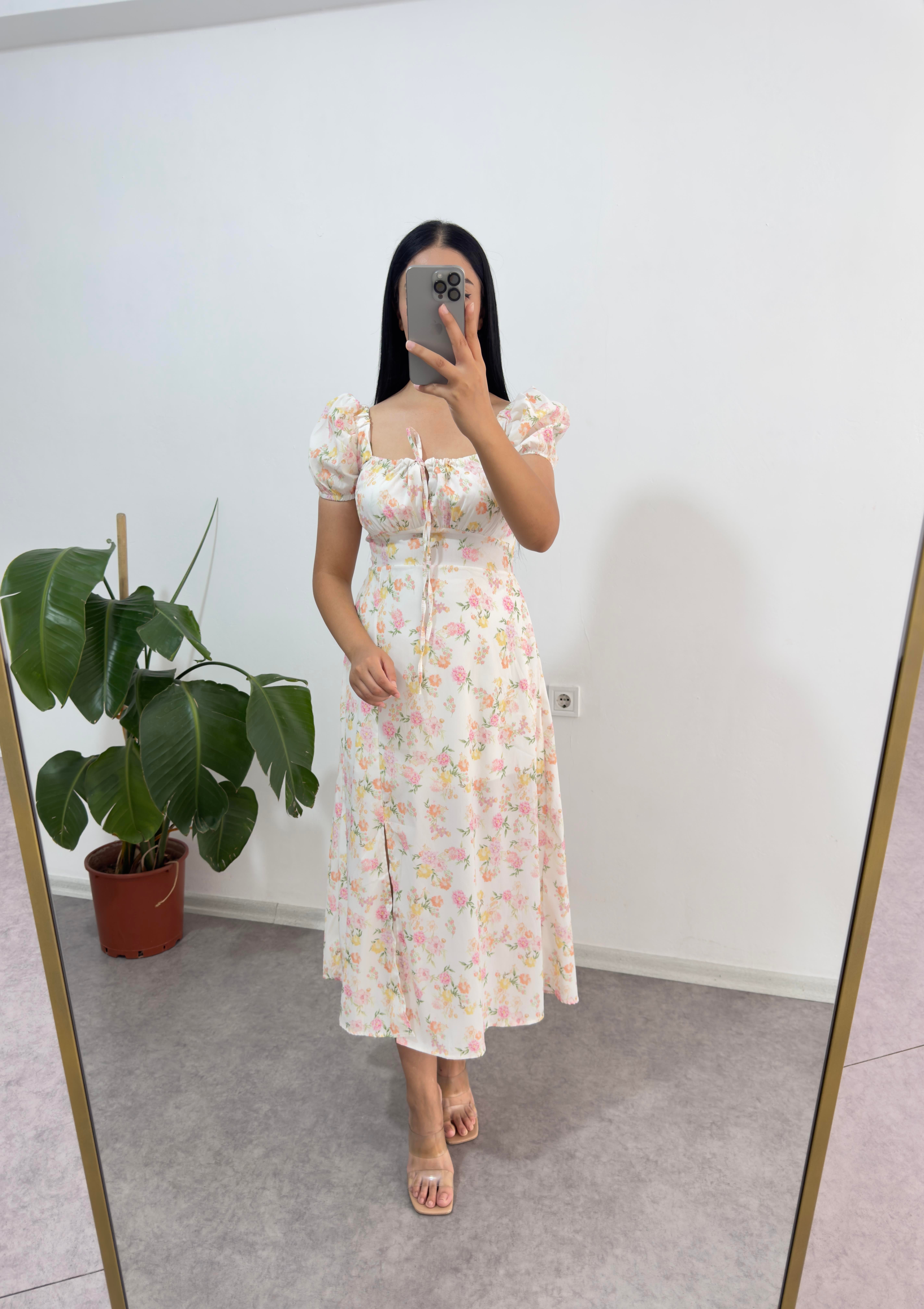 Nyb Çiçekli Krem Elbise 