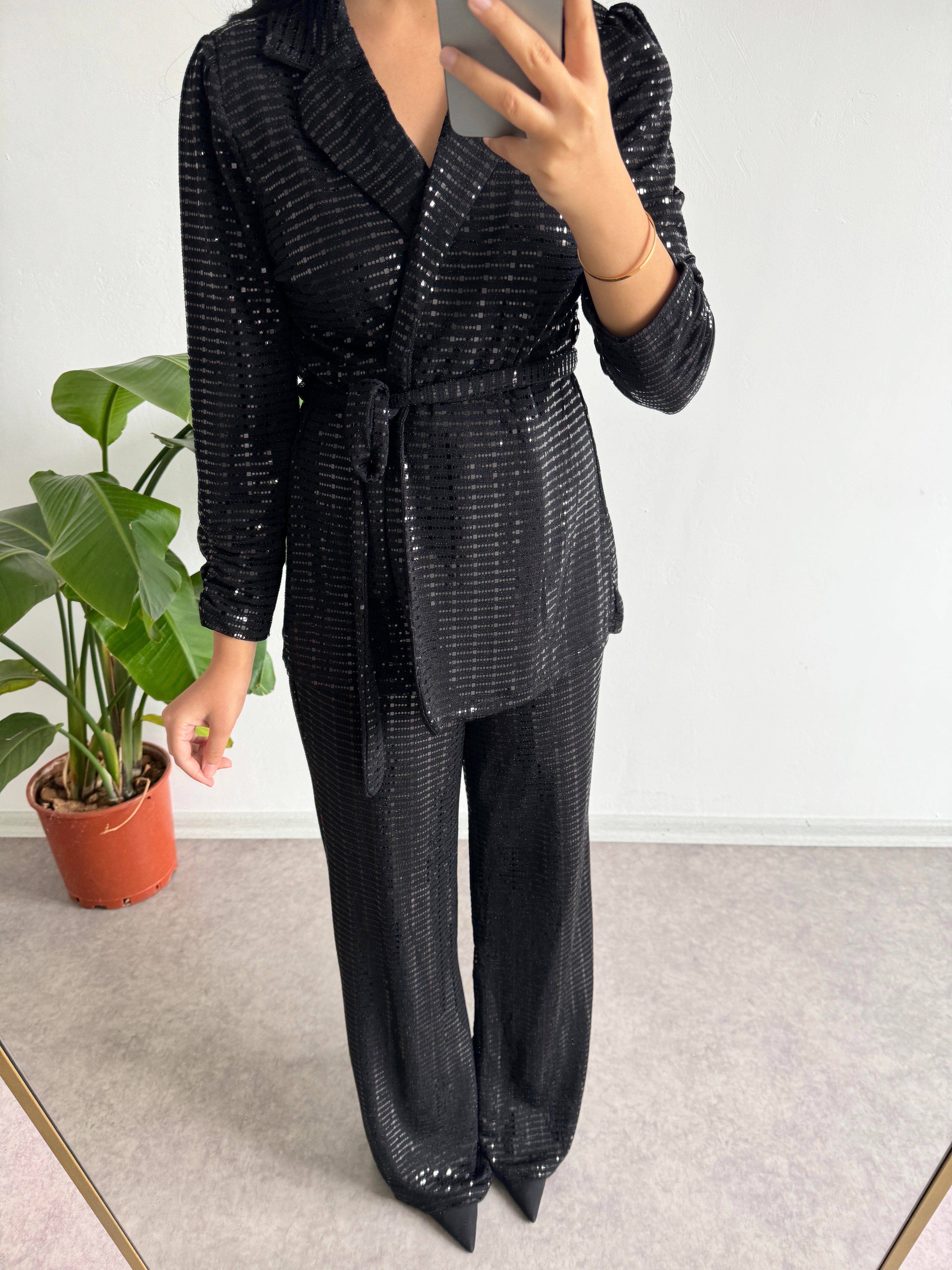 Payetli siyah takım