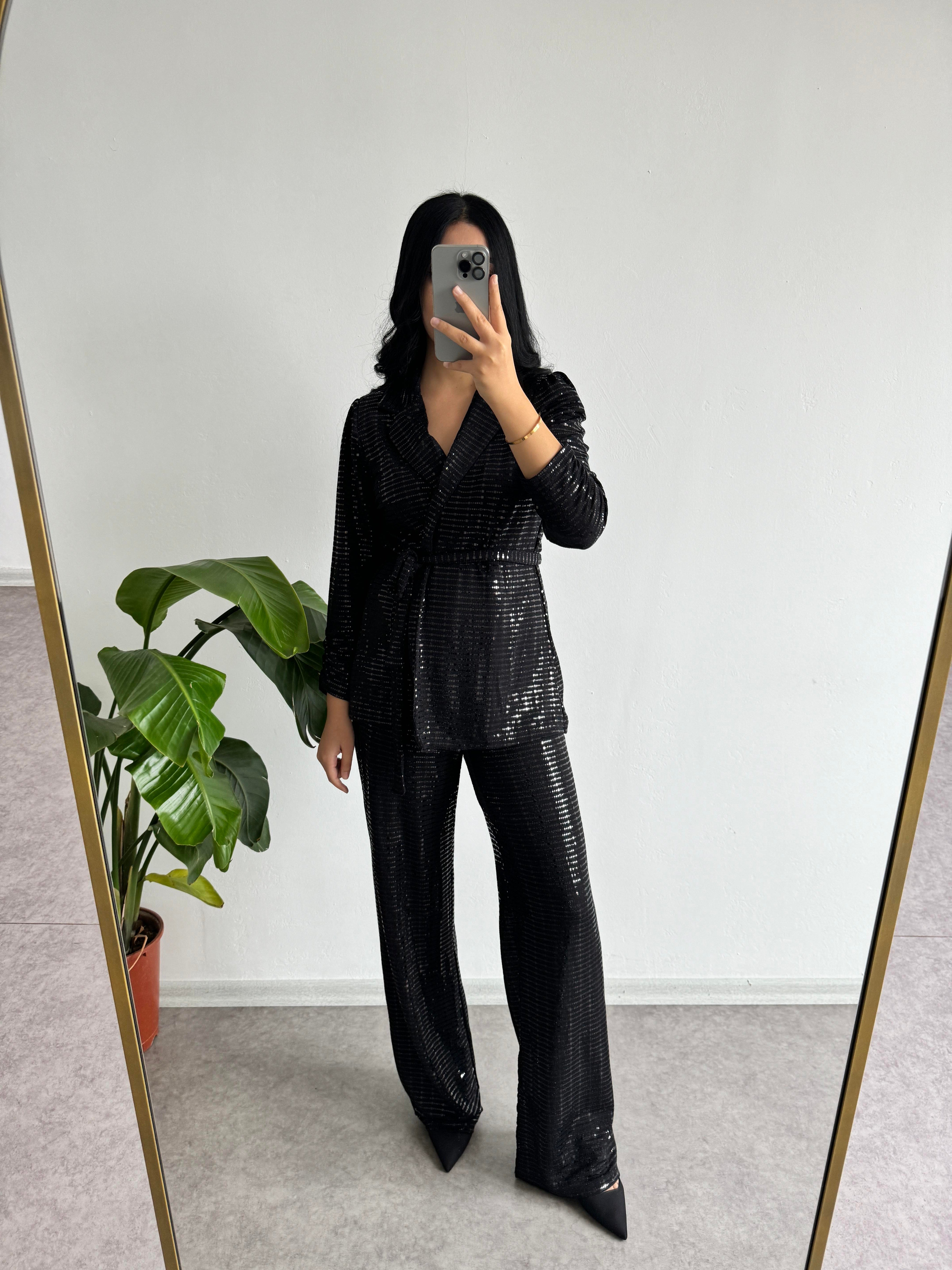 Payetli siyah takım