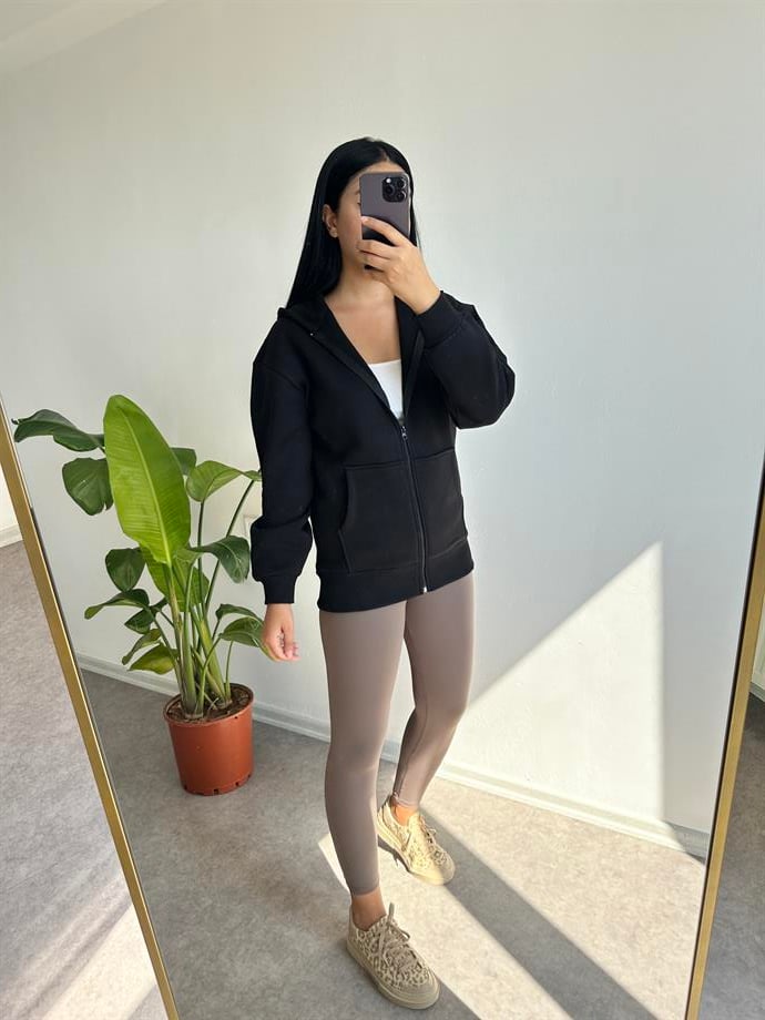 Şardonlu siyah hırka