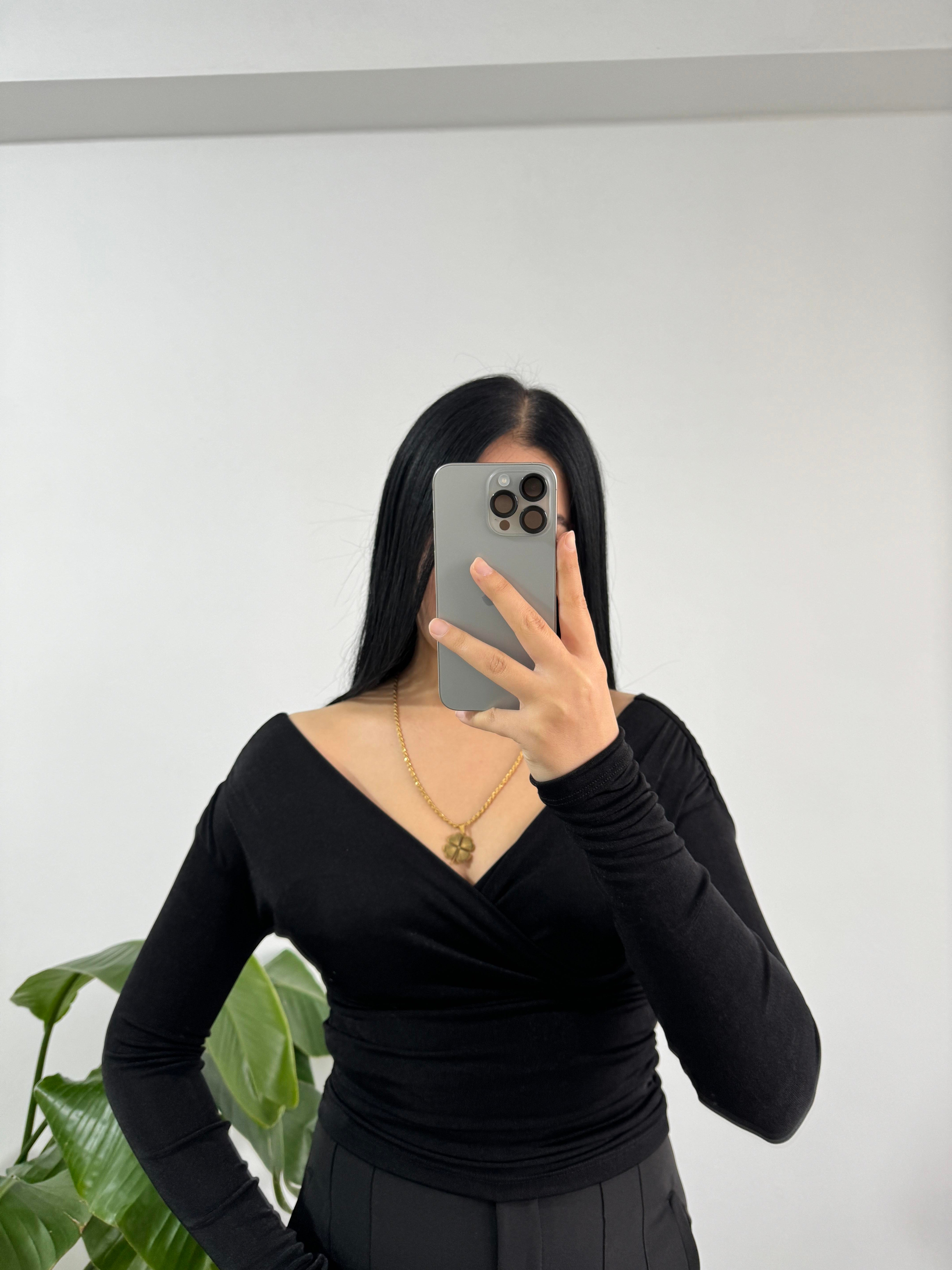 Sendy kumaş siyah bluz