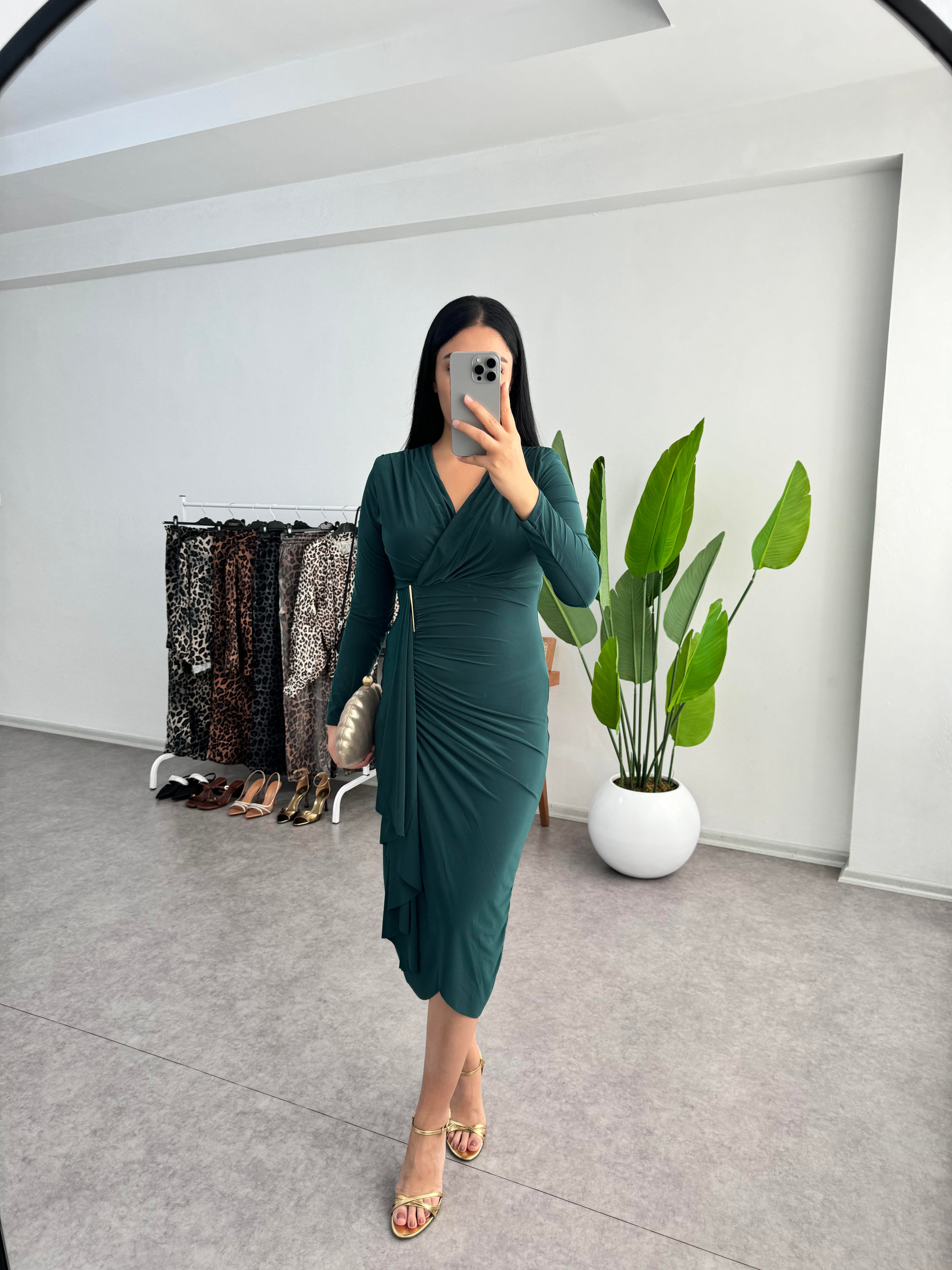 Sendy Kumaş Yeşil Elbise 