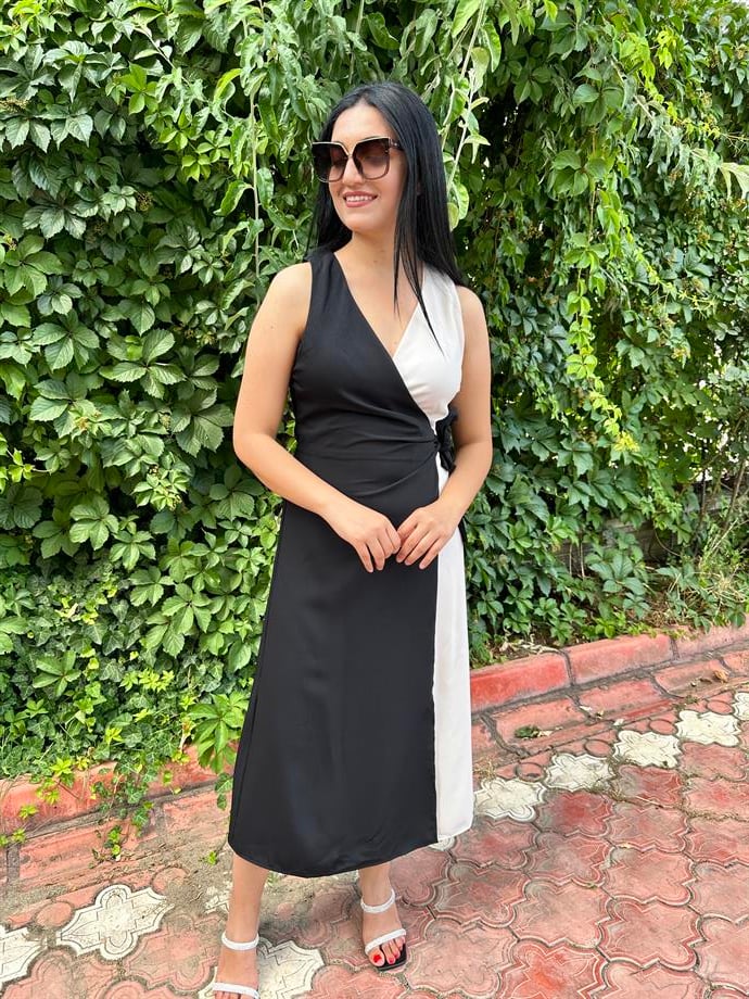 Siyah beyaz elbise