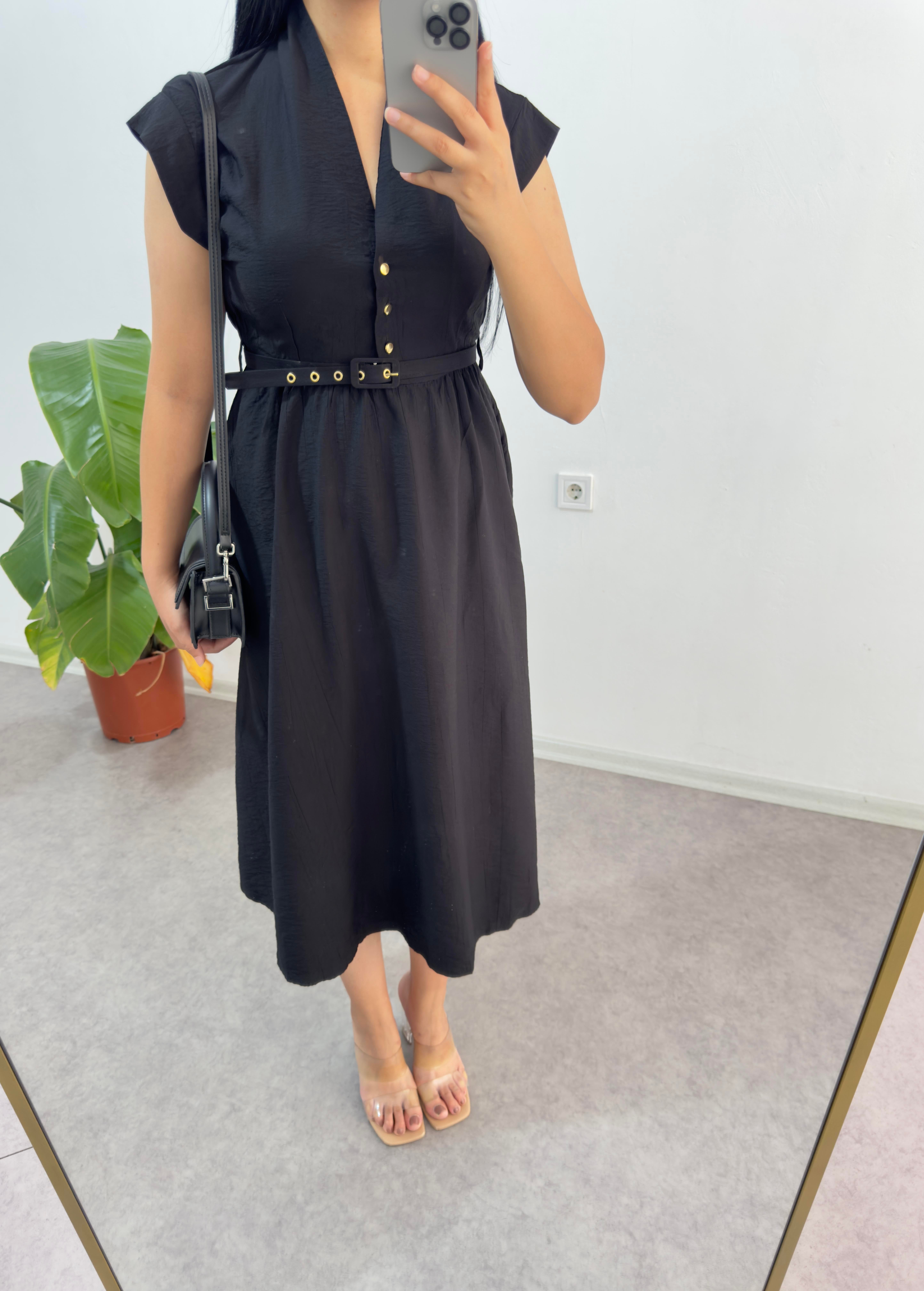 Siyah Hakim Yaka Elbise