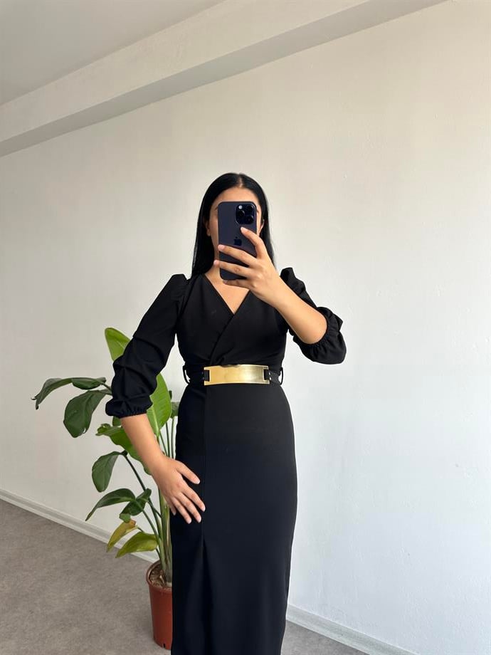 Siyah kemerli elbise