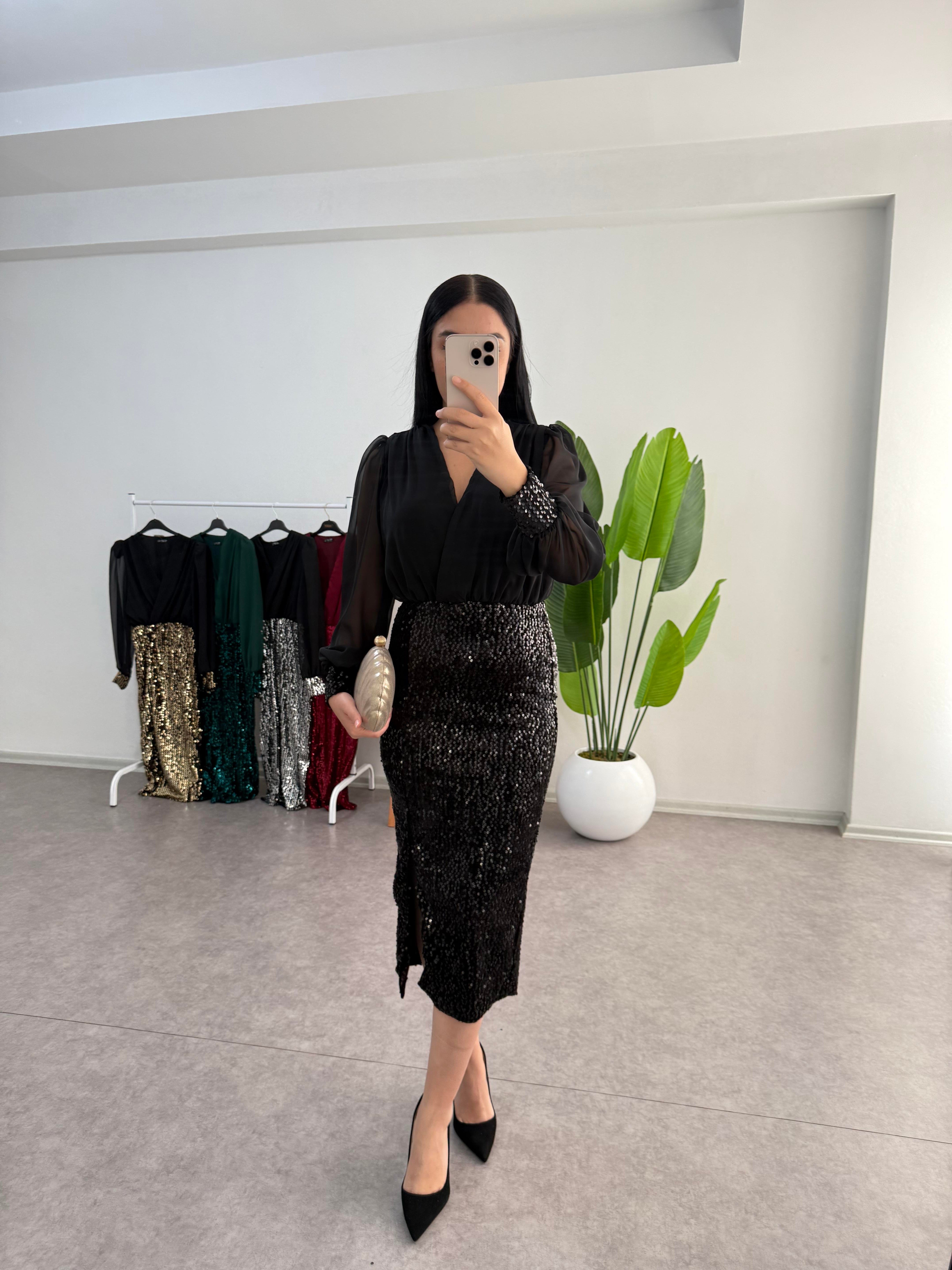 Siyah Payetli Takım