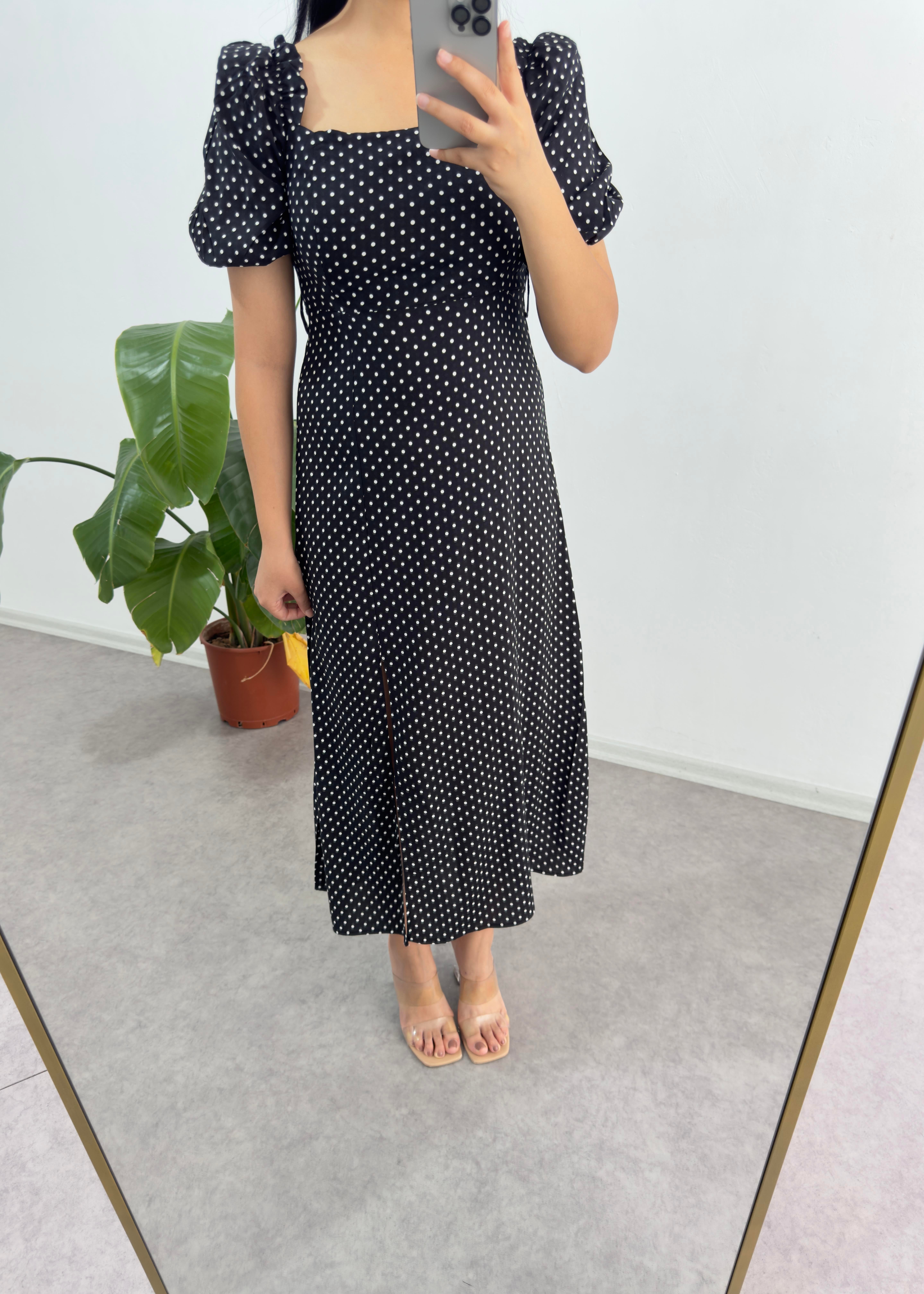 Siyah Viskon Puantiyeli Elbise