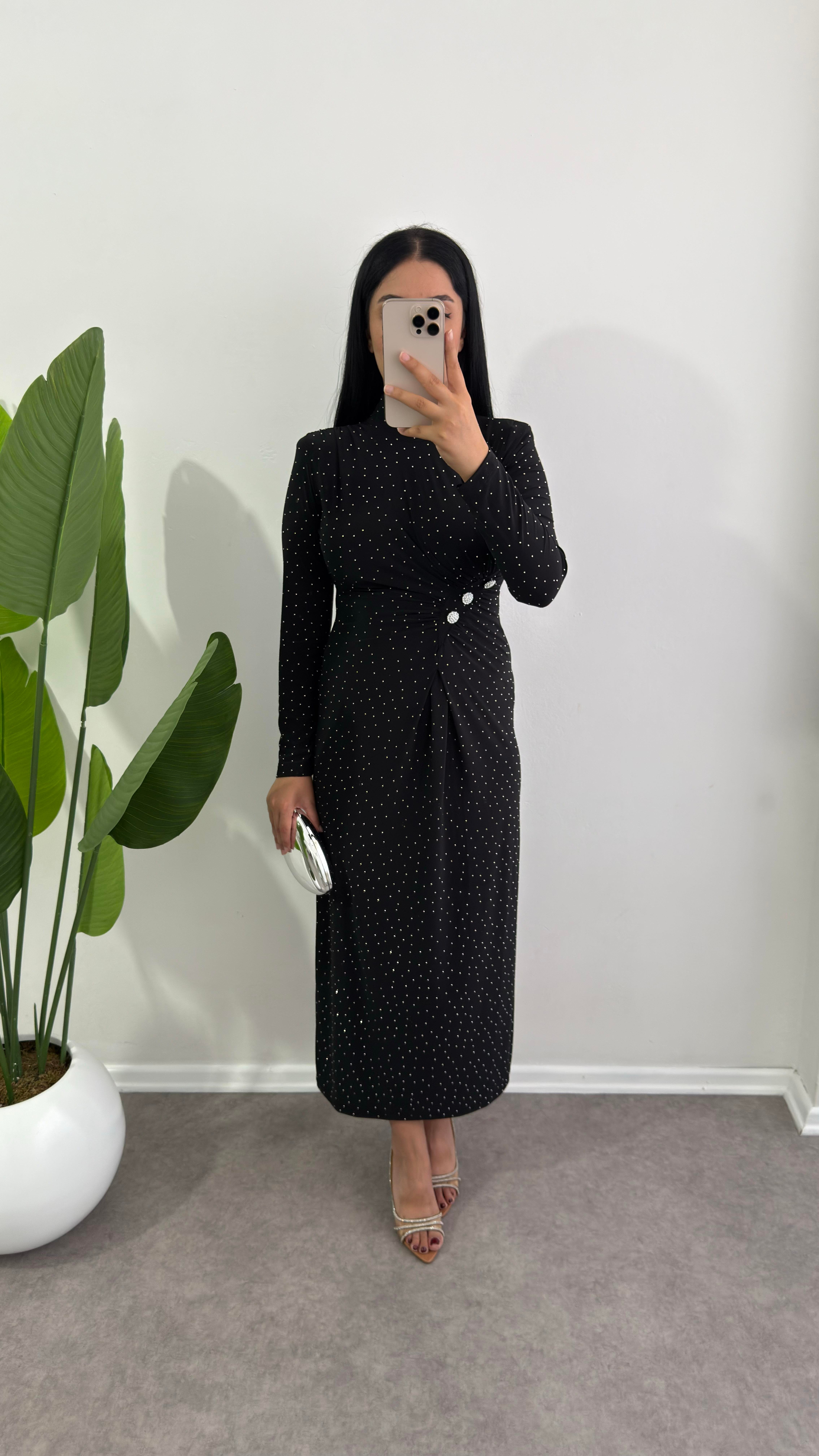 Taşlı Berzi Siyah Elbise