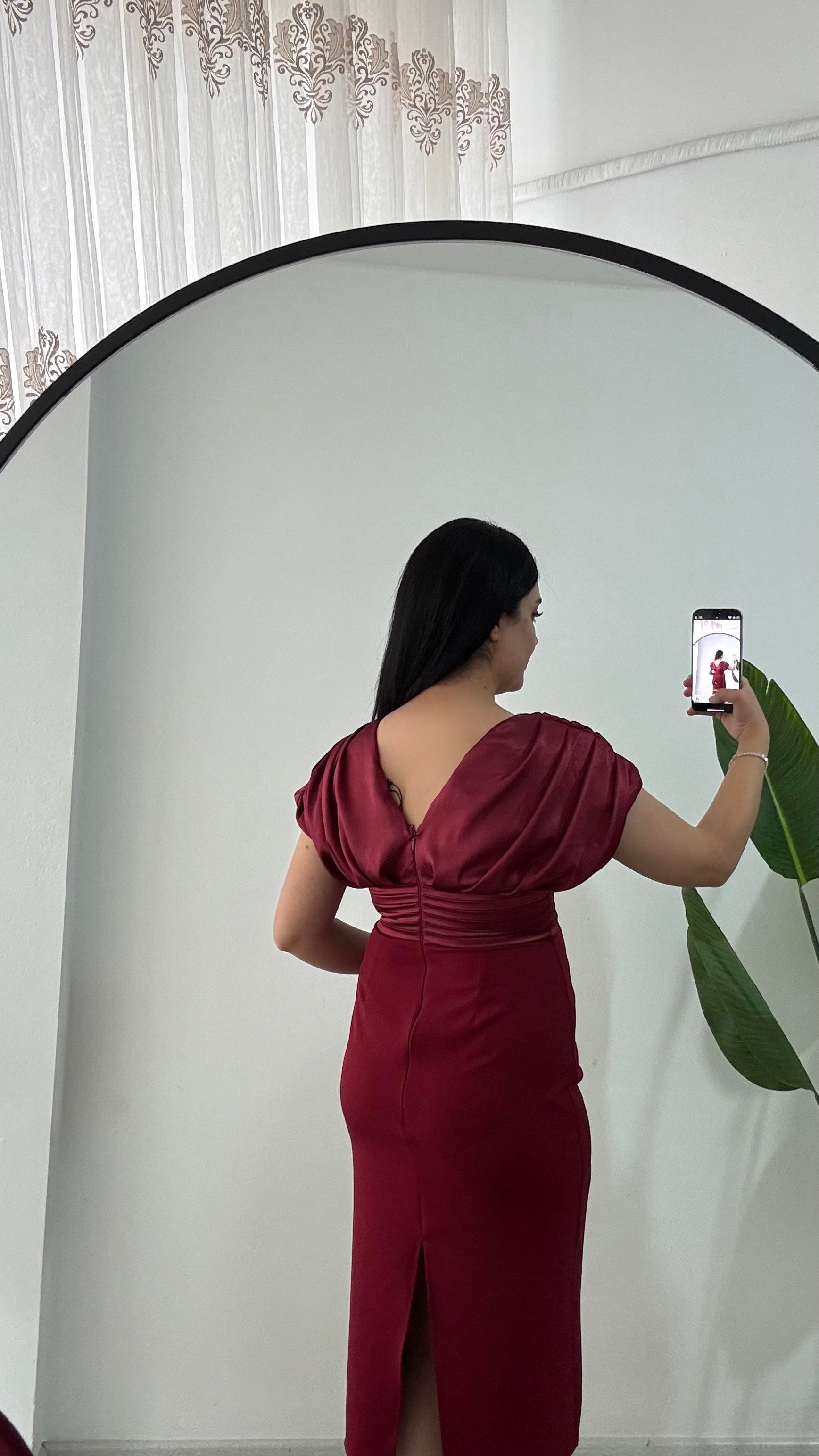 Taşlı Deva Kırmızı Elbise