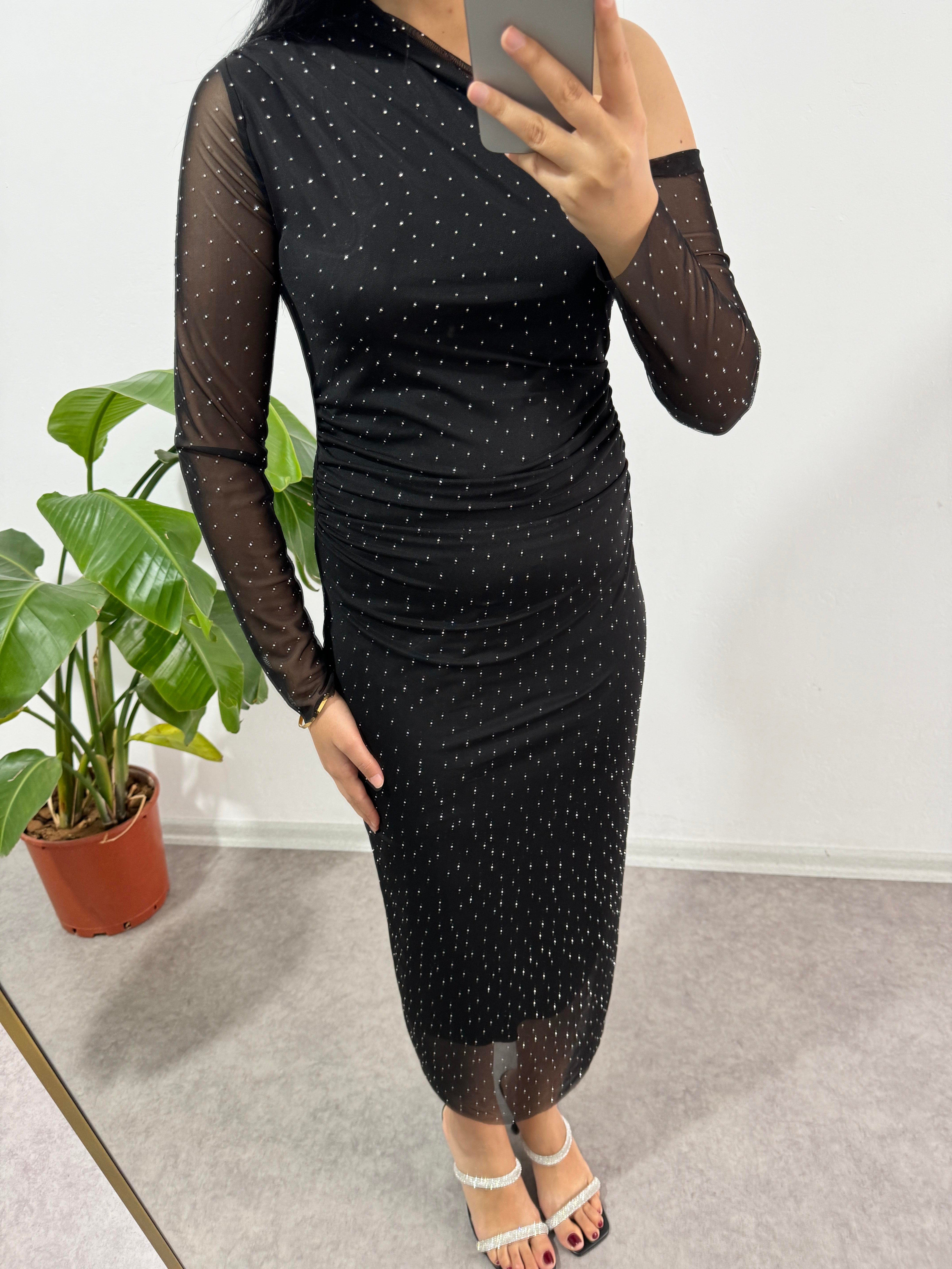 Taşlı tül elbise astarlı