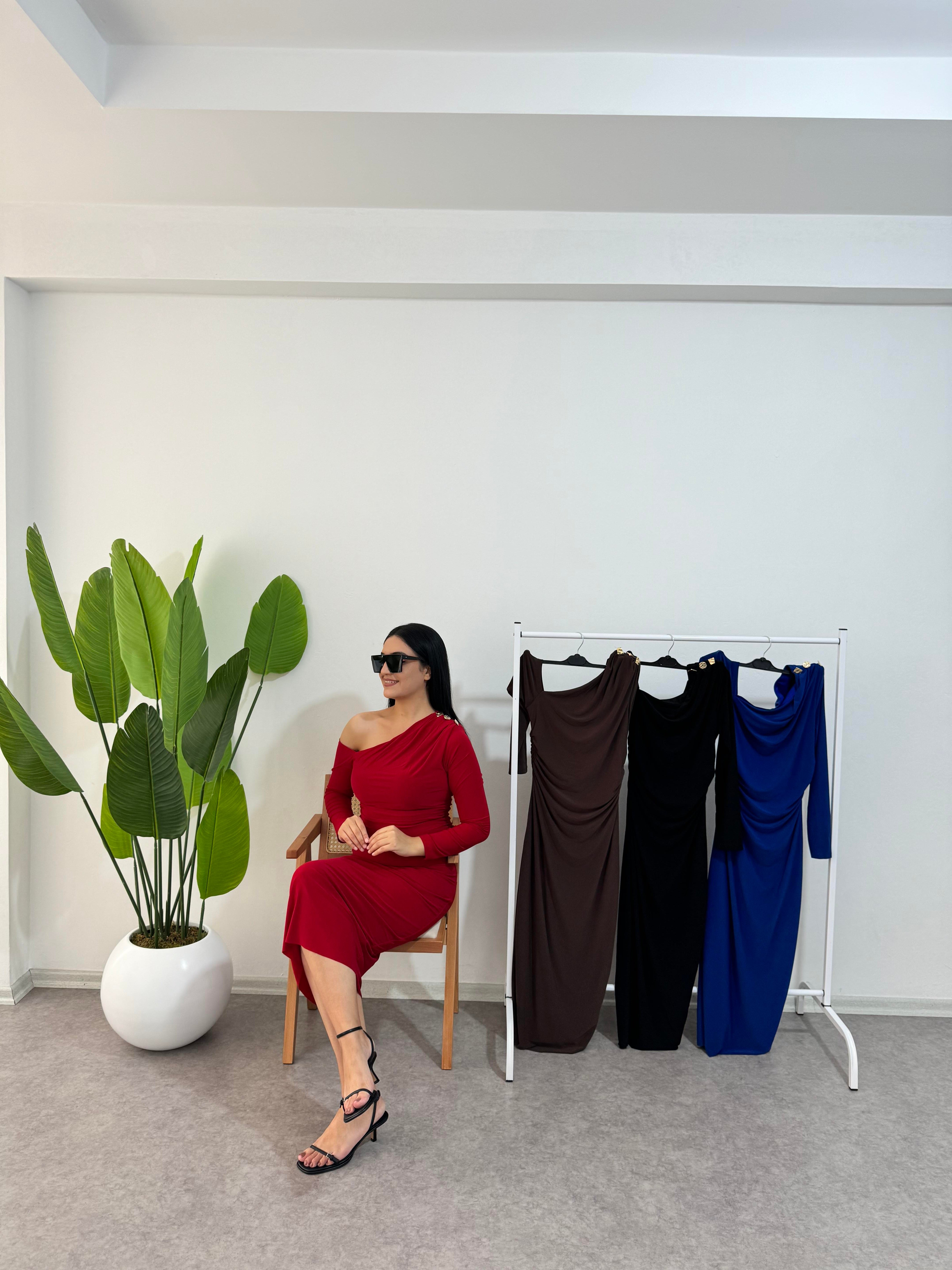 Tek Kol Kırmızı Elbise 