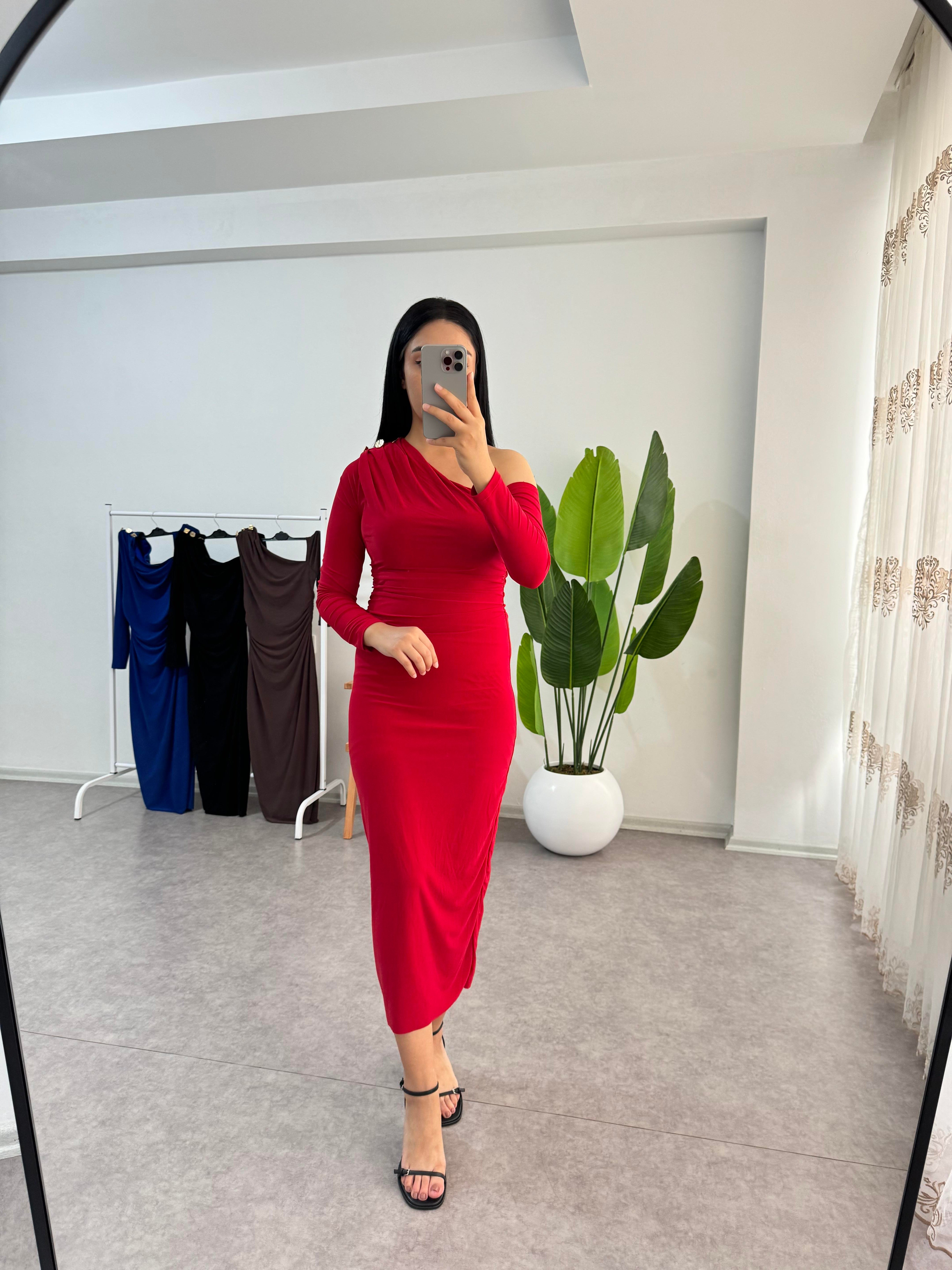 Tek Kol Kırmızı Elbise 