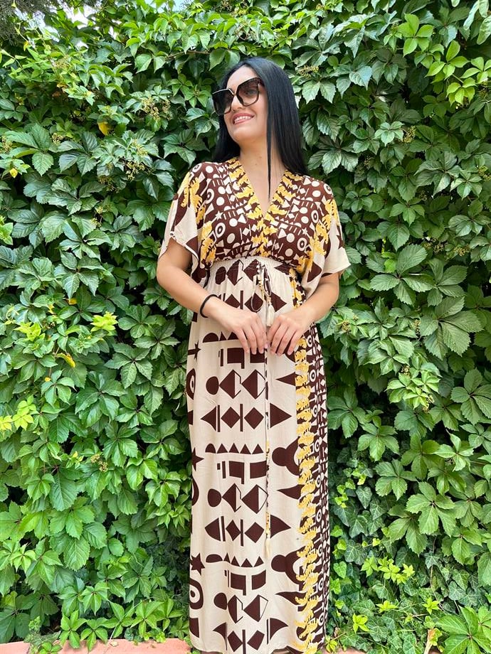 Viskon v yaka elbise