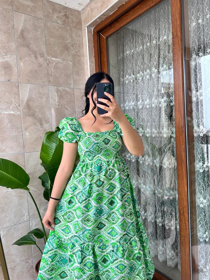 Yeşil poplin elbise