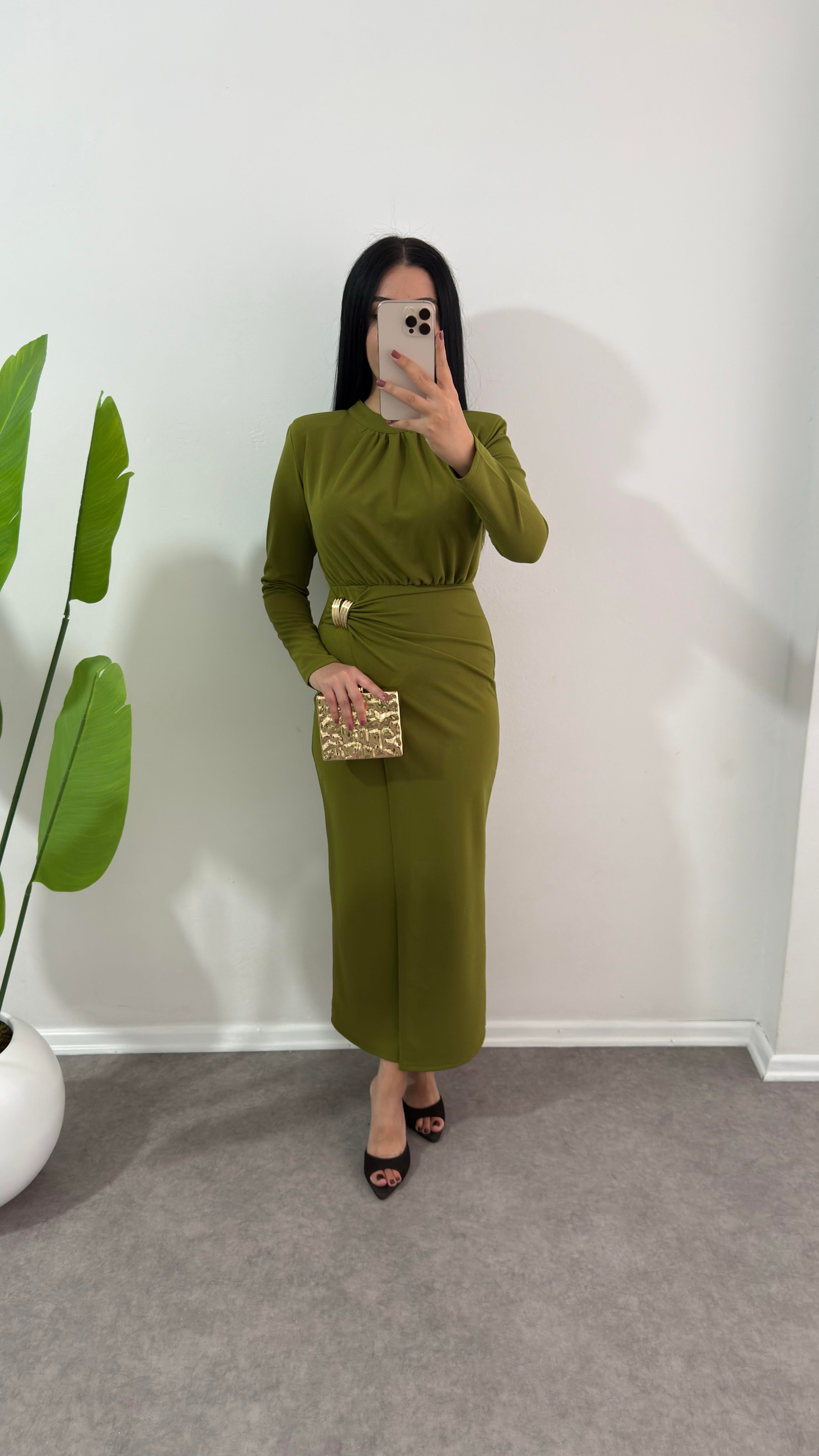 Yeşil Sever Krep Elbise