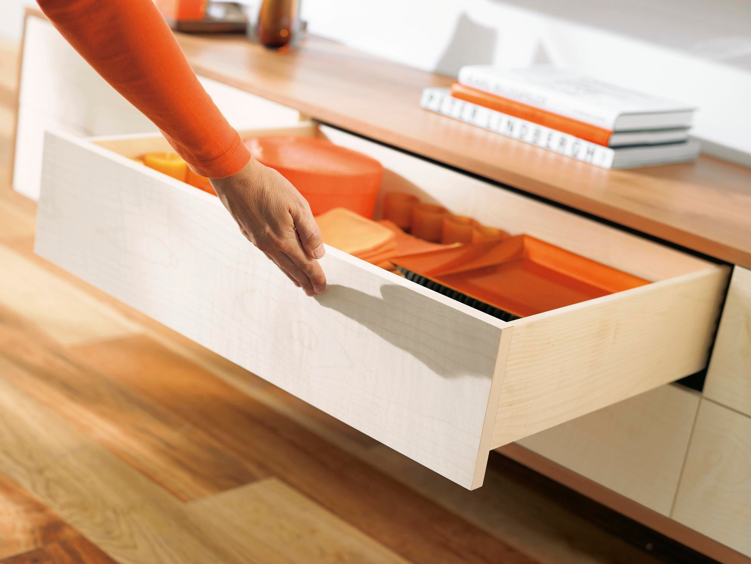 550f3500t Blum Tek Açılım Tipon Basaç Ray 35 Cm