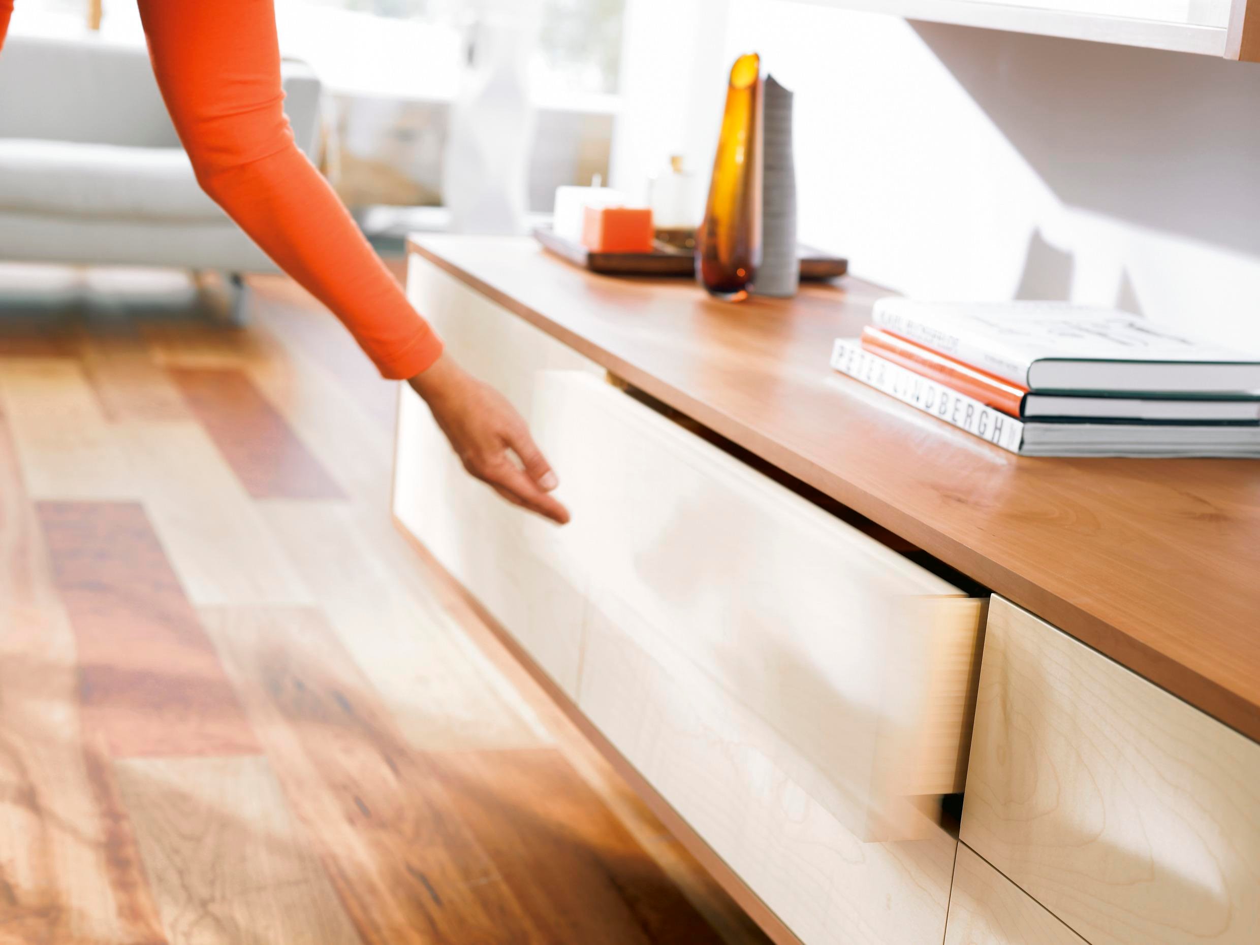 550f5000t Blum Tek Açılım Tipon Basaç Ray 50 Cm