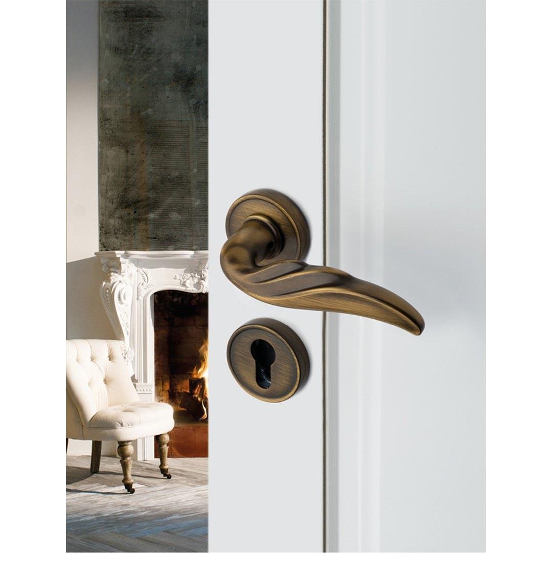 Belinda Rozetli Kapı Kolu Parlak Altın - Wc