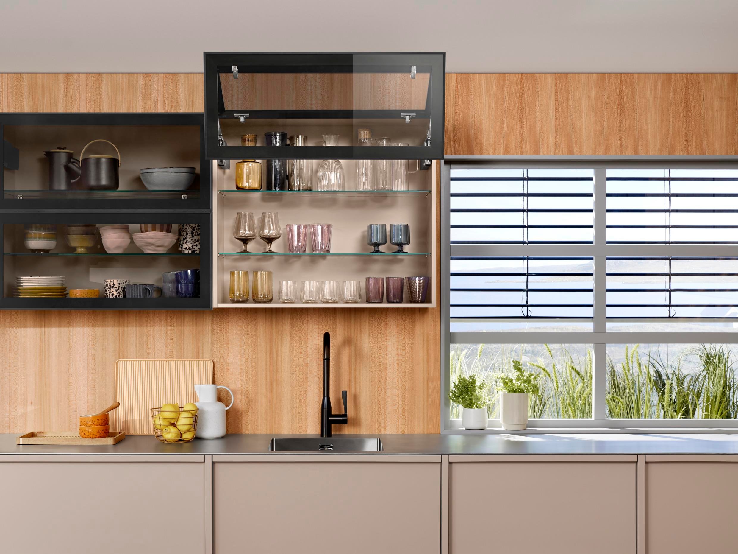 Blum Aventos HF-Top Çiftli Kalkar Kapak Mekanizma Seti 25-35