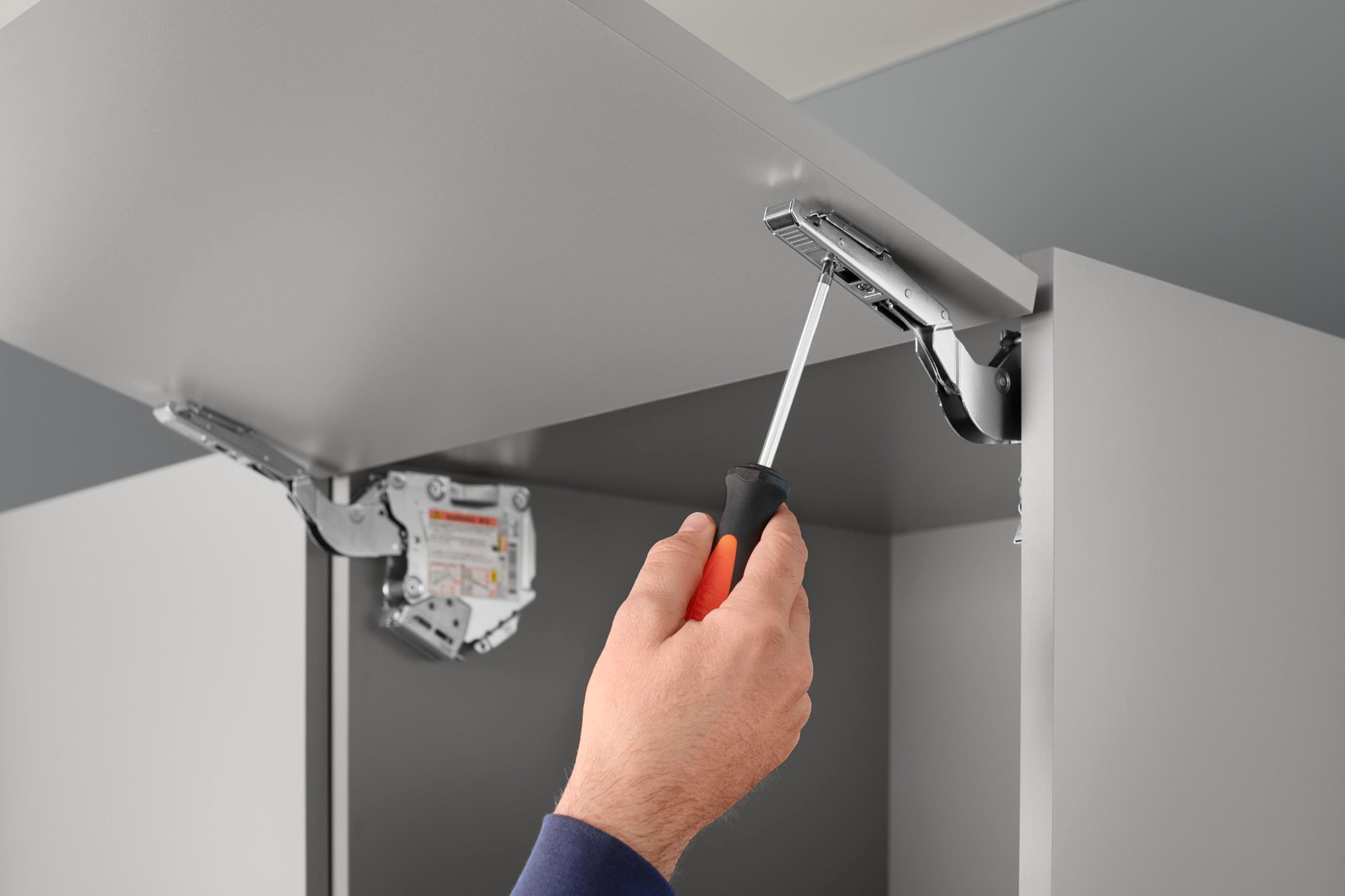 Blum Aventos Hk-s Basaç Tipon 20K2E00T