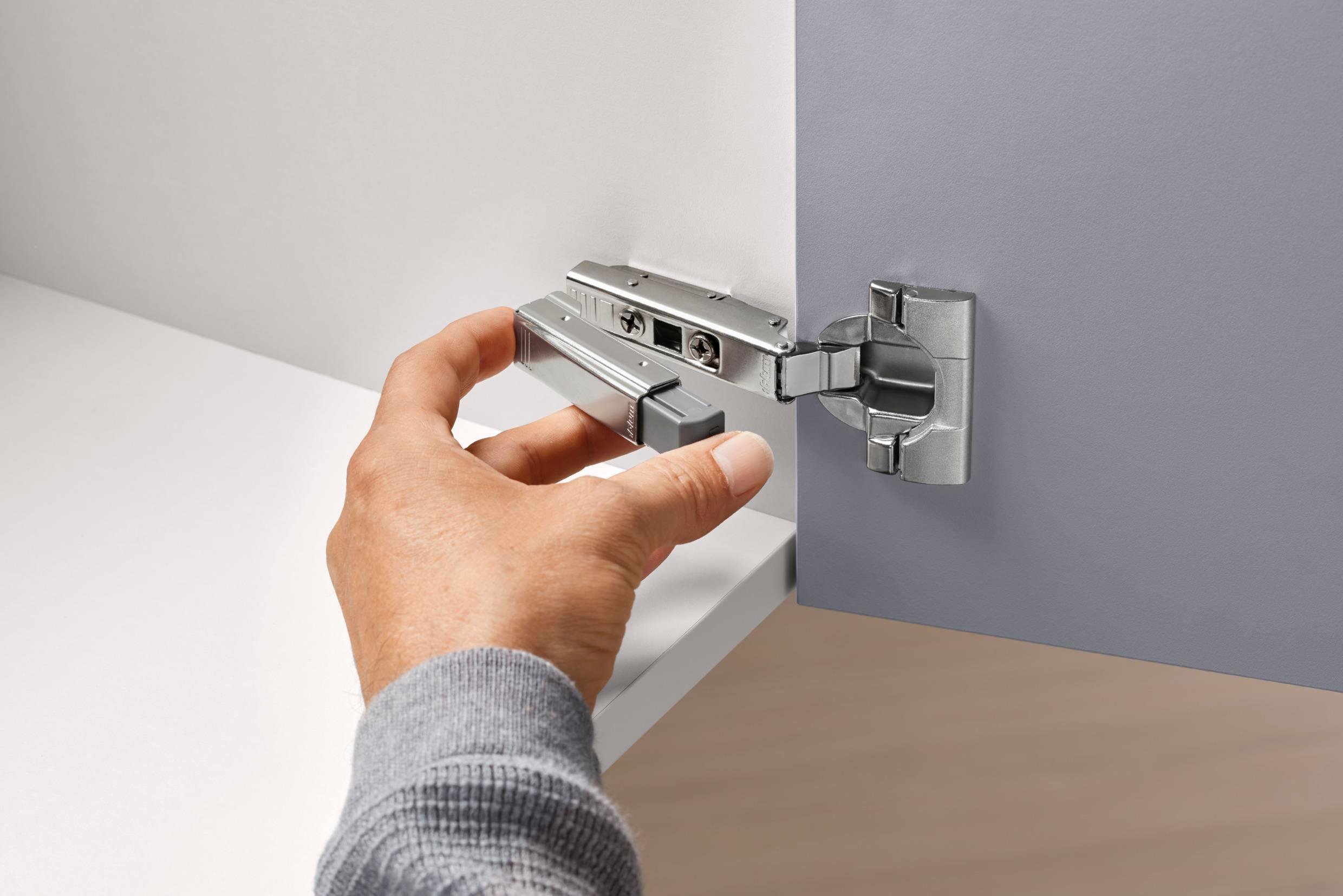 Blum Clip Top 107 Drc Düz Menteşe 75T1550 + 173L6100