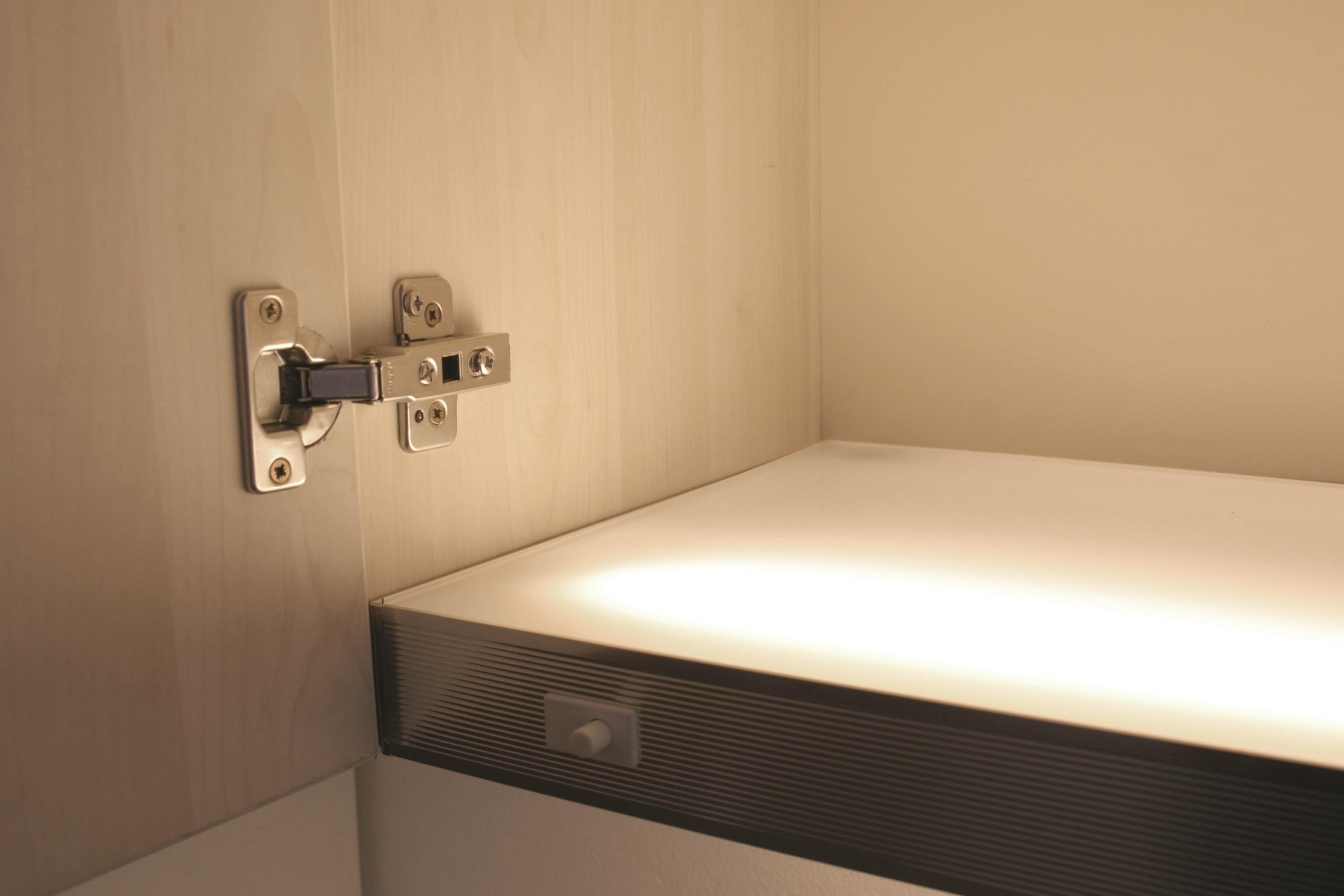 Mutfak Üst Dolap Altı Işıklı Taban 90 Cm. Modül