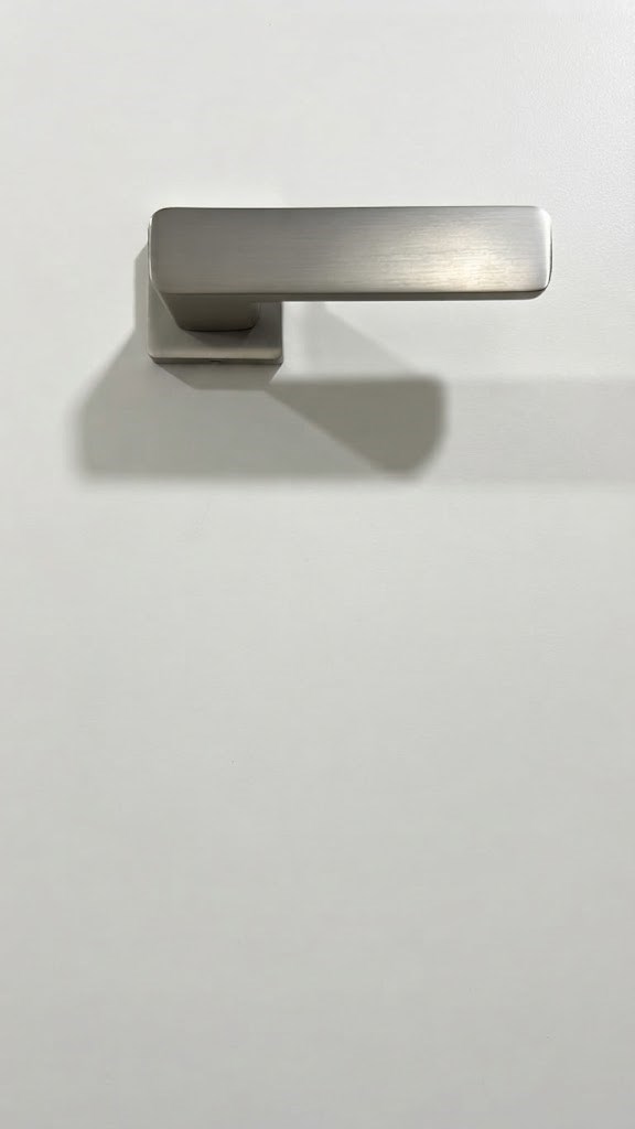 Sumru Rozetli Kapı Kolu WC İnoks