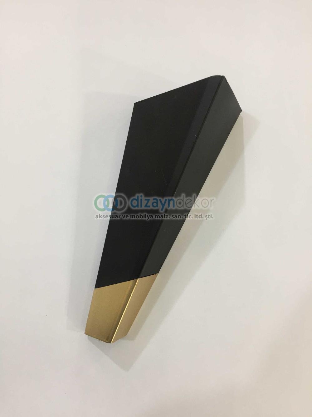 Üçgen Açılı Dolap Ayağı Mat Siyah Mat Altın 15 Cm