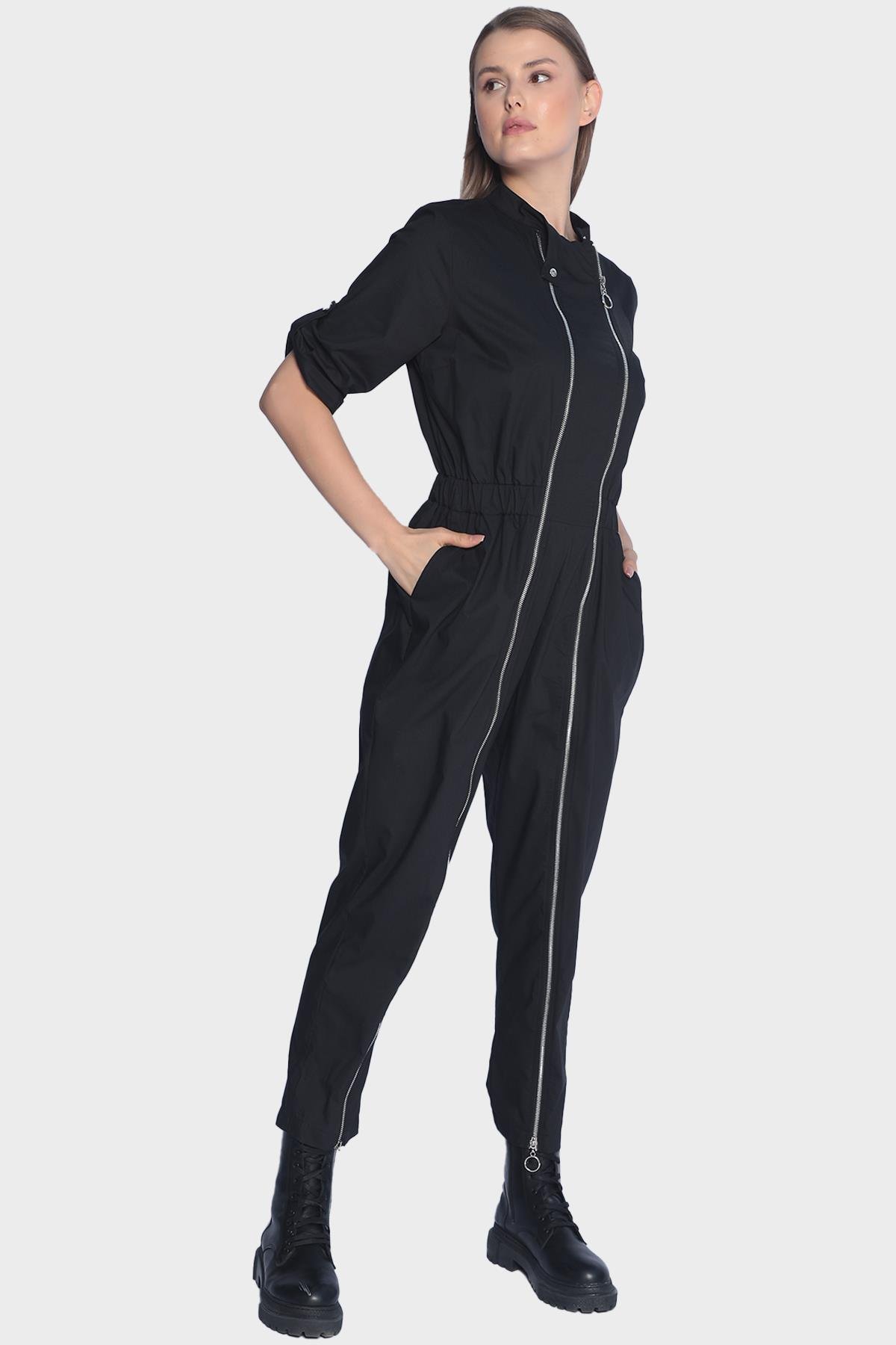 Round-neck and double-zippered women's sporty jumpsuit