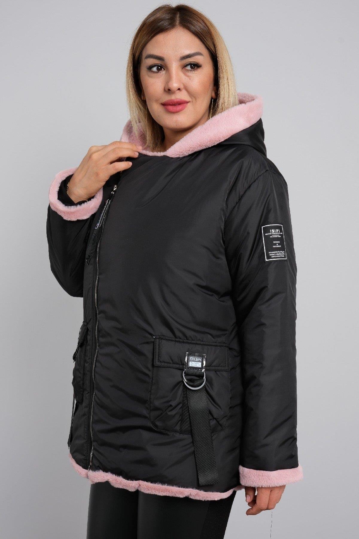 İçi kürklü, önü fermuarlı, cepli ve kapşonlu kısa kadın mont