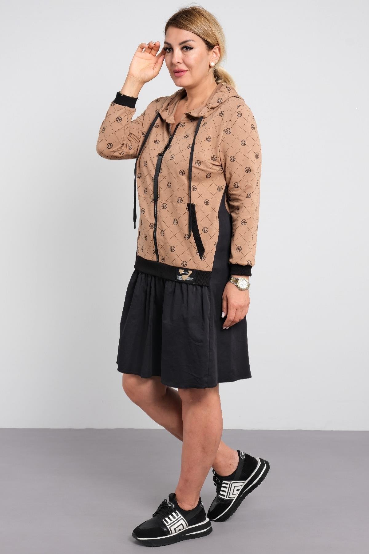 İkili takım görünümlü elbise