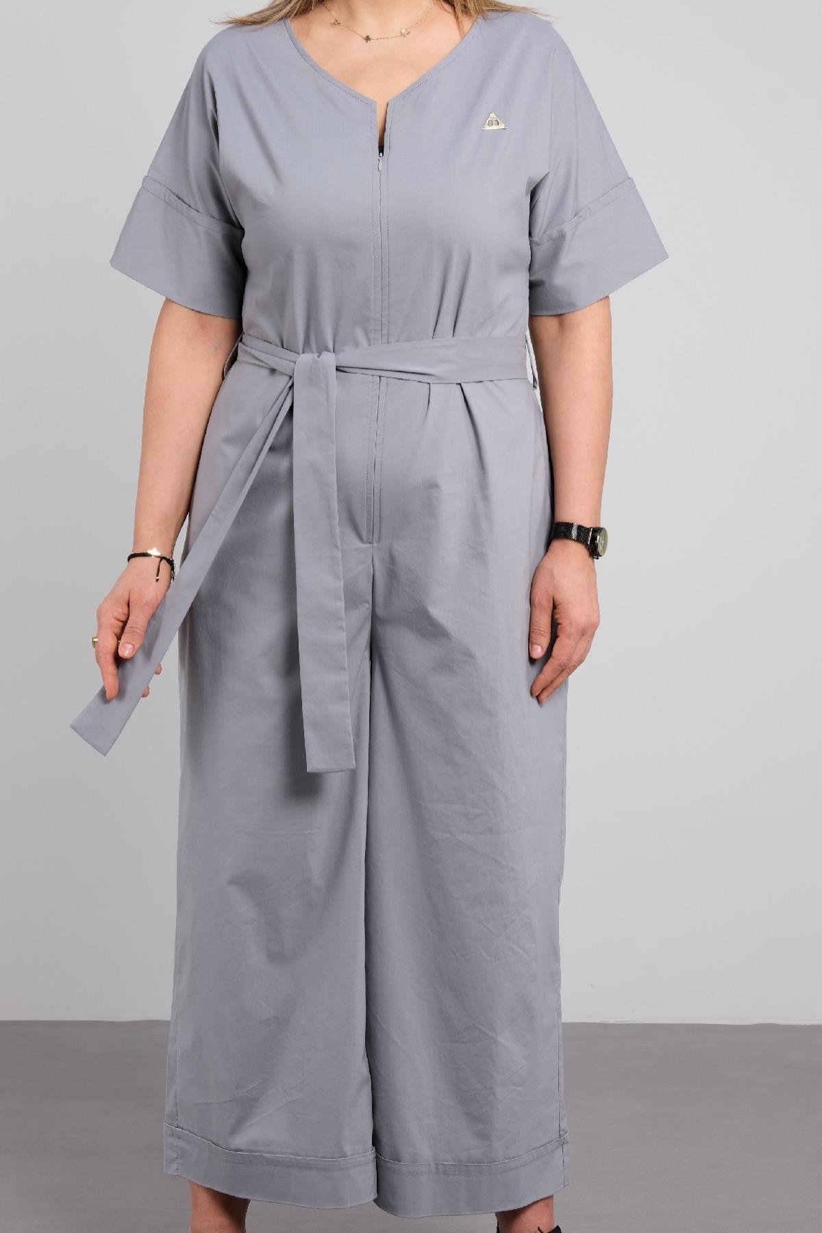 Kısa kol şık tulum