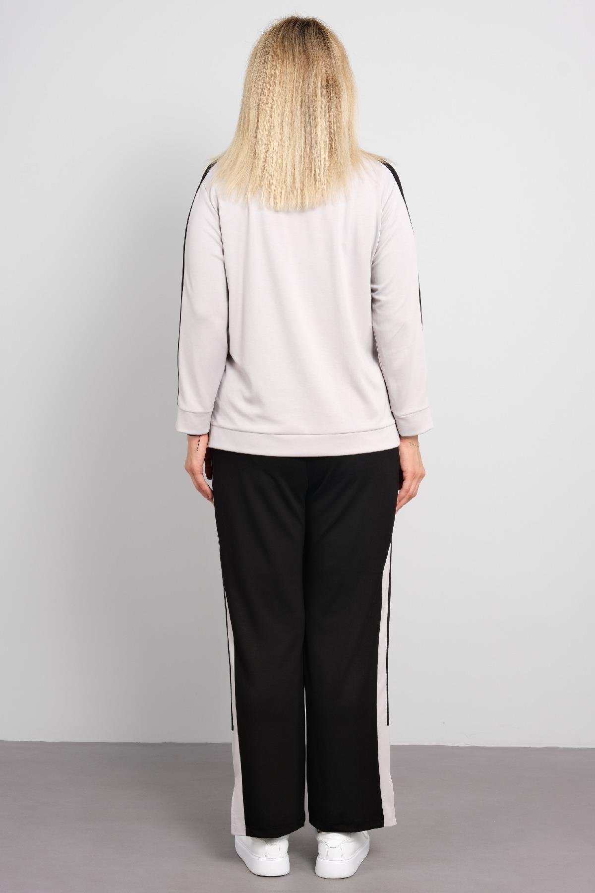 Önü desenli uzun kollu, büyük beden kadın spor tarz takım elbise