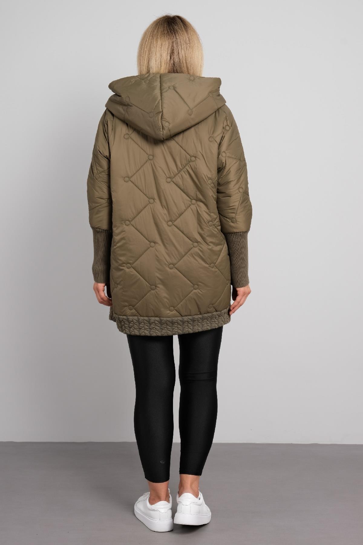 Önü düğmeli büyük beden kadın uzun mont