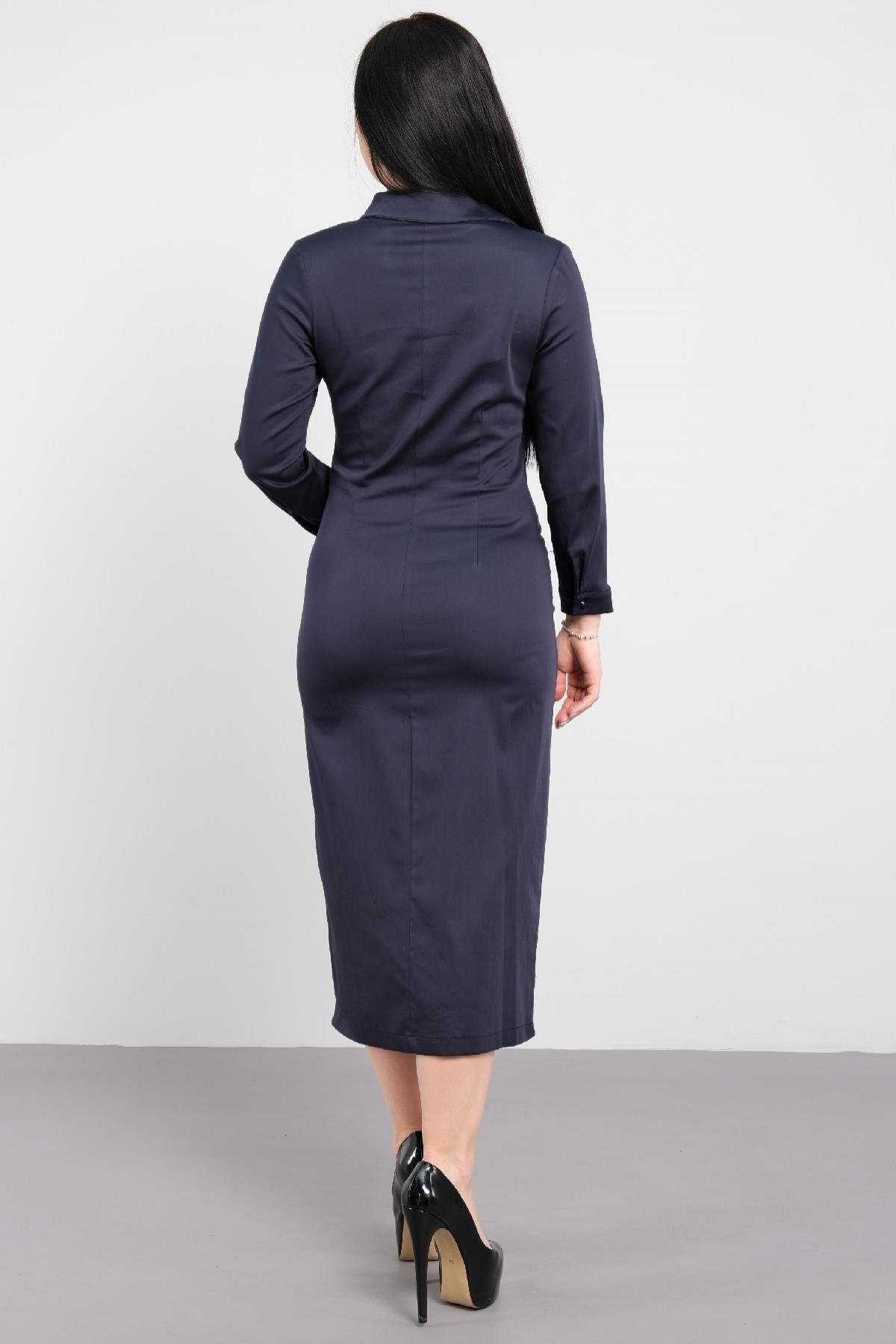 Önü düğmeli cepli uzun kollu uzun elbise