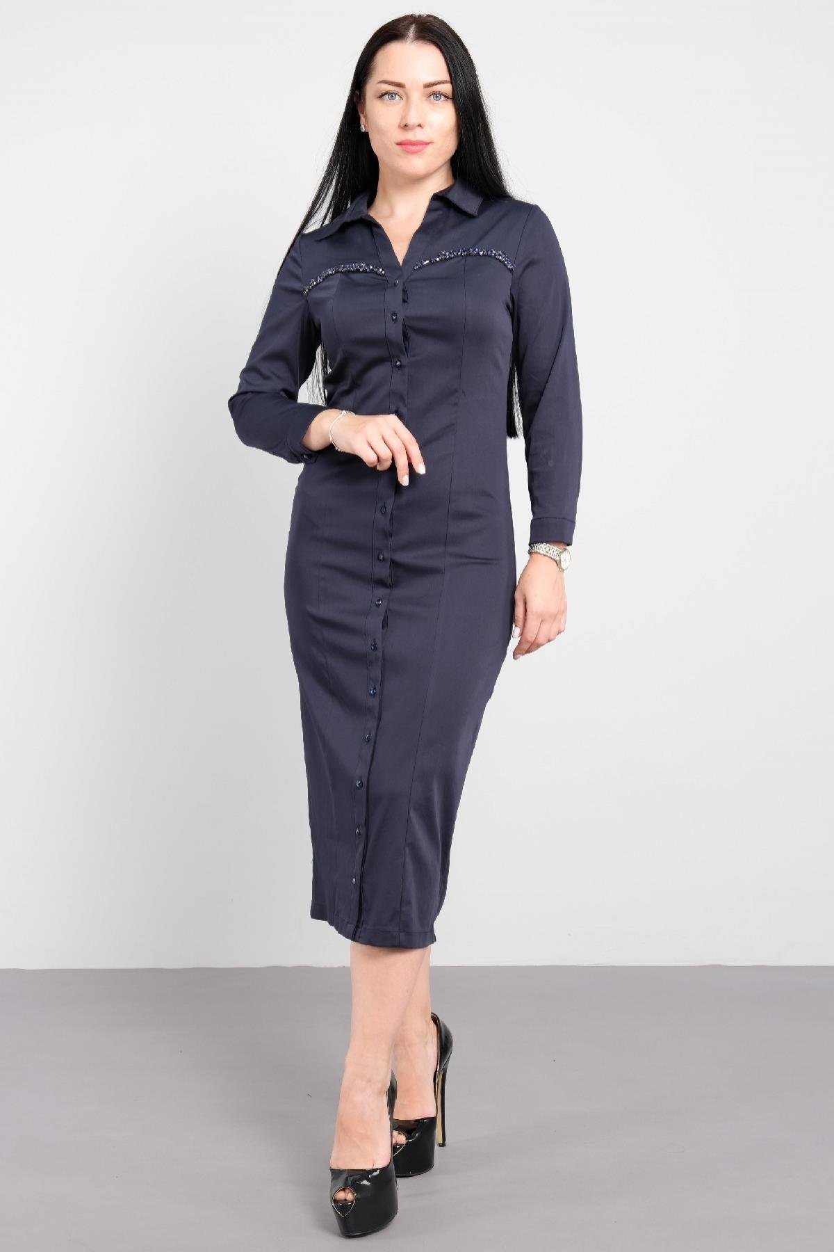 Önü düğmeli cepli uzun kollu uzun elbise