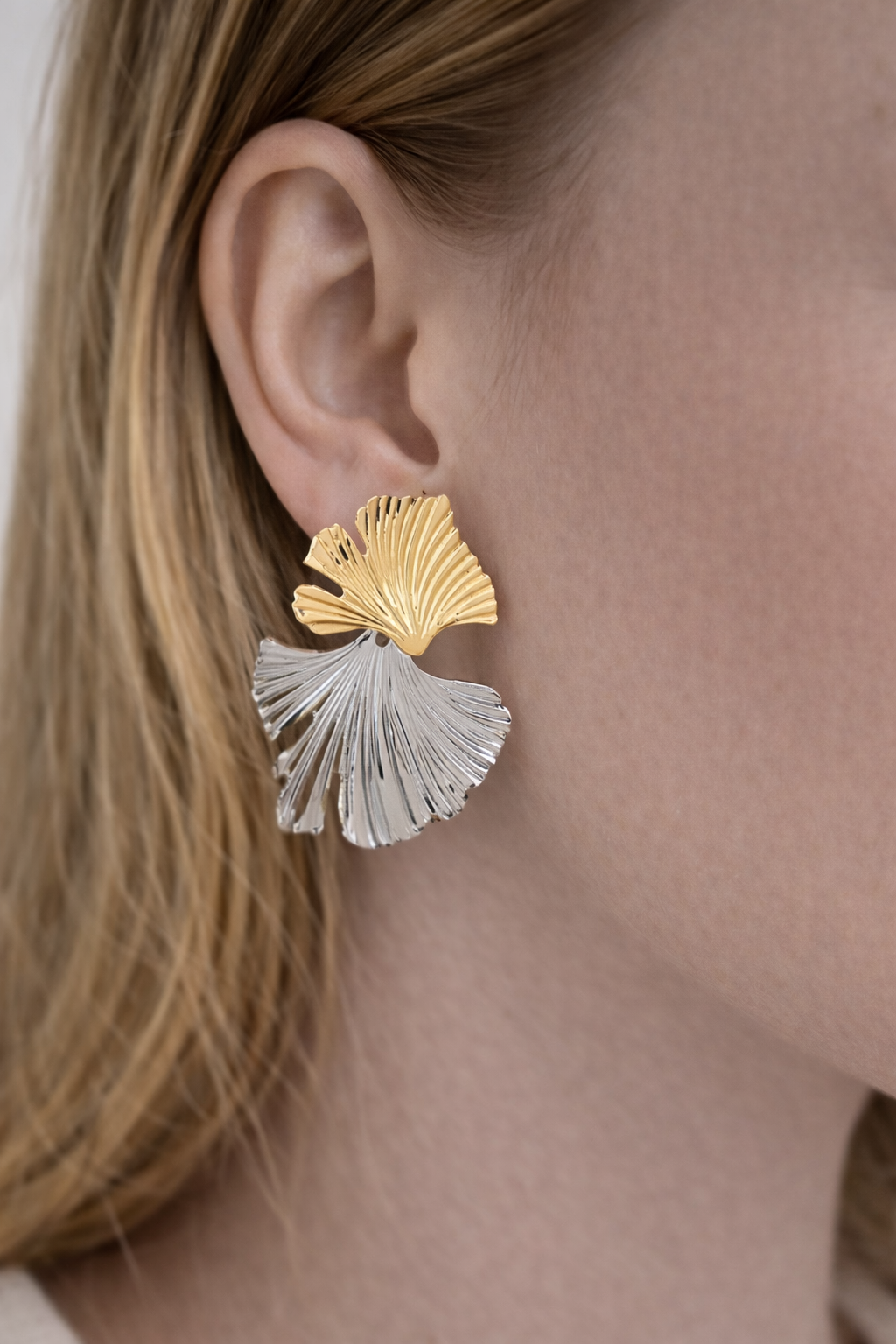 Gold-Silver Yaprak Küpe