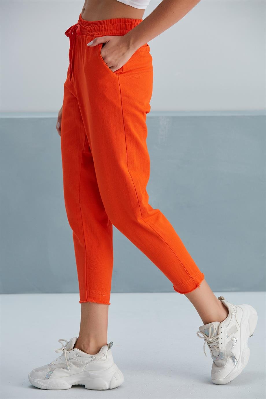 Paçası Püsküllü Gabardin Pantolon Oranj