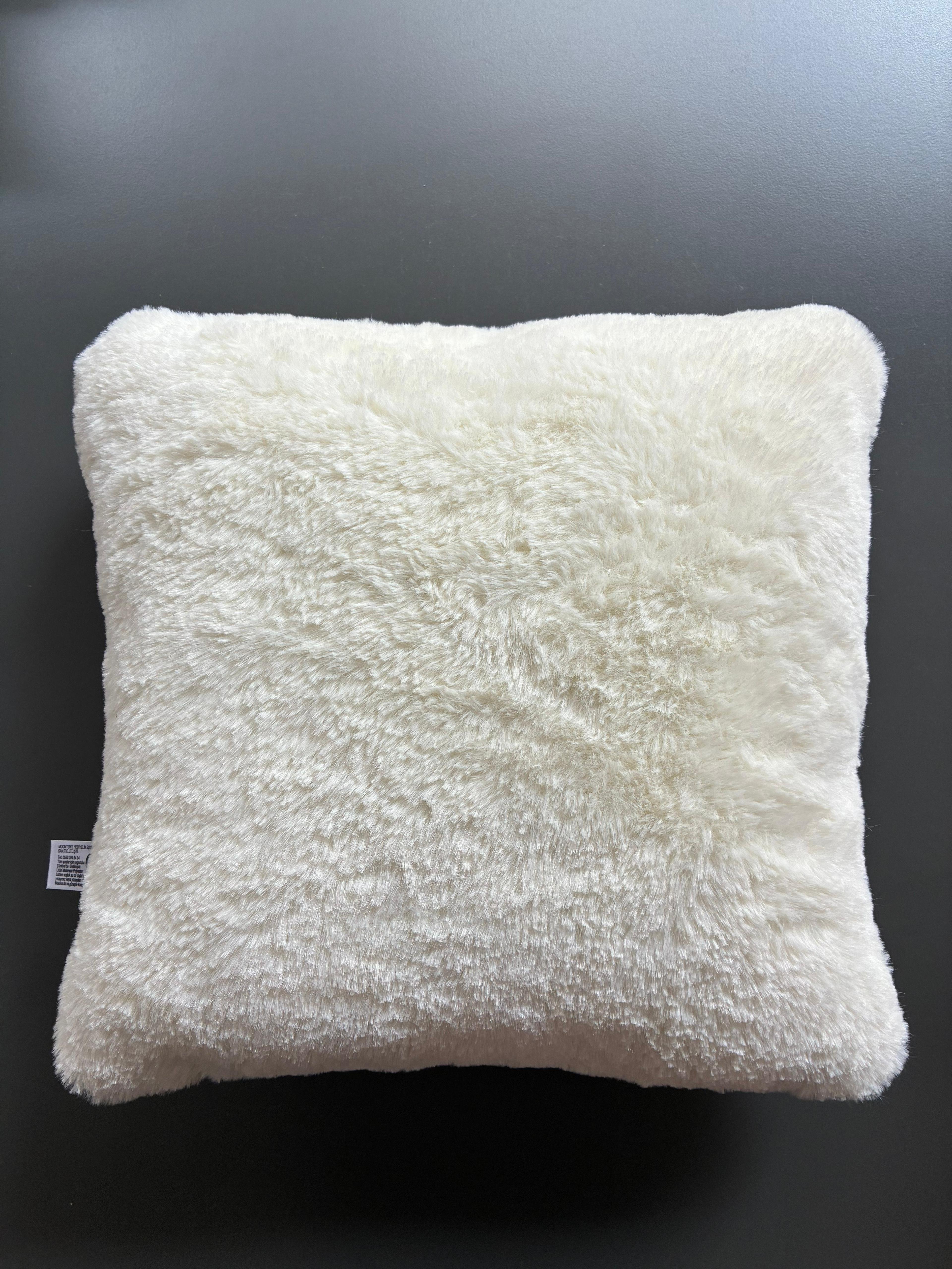 25 cm Yumuşak Peluş Yastık