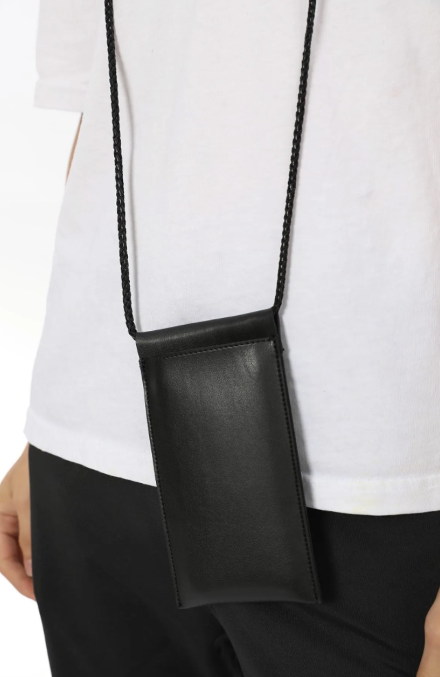 Siyah Yandan Fermuarlı Telefon Kabı