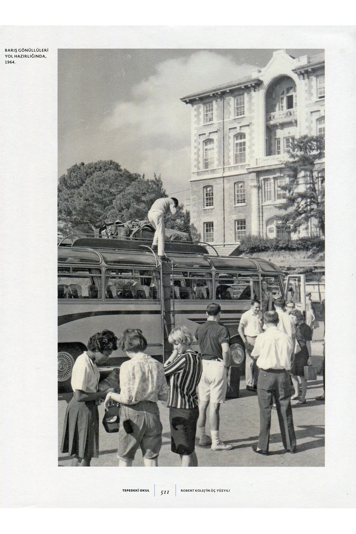 Tepedeki Okul: Robert Kolej'in Üç Yüzyılı