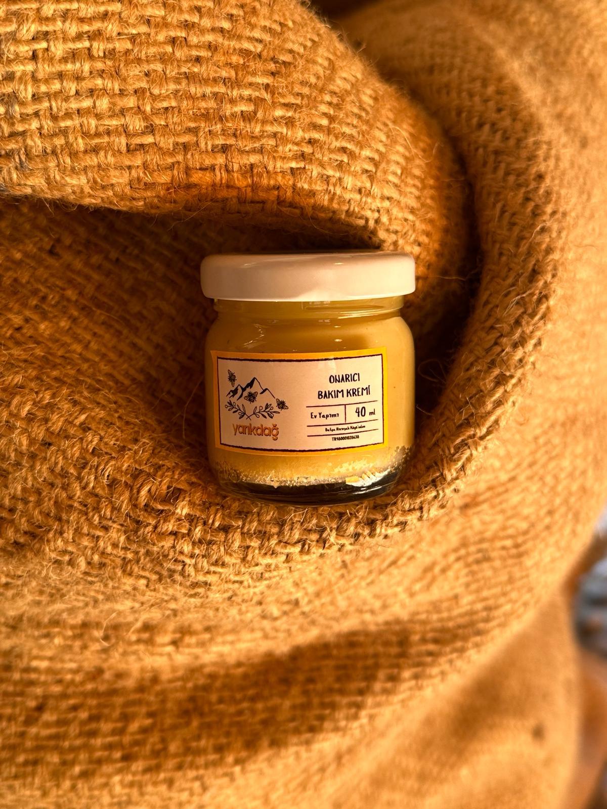 Propolis-Balmumu-Zeytinyağı Onarıcı Bakım Kremi 40ml