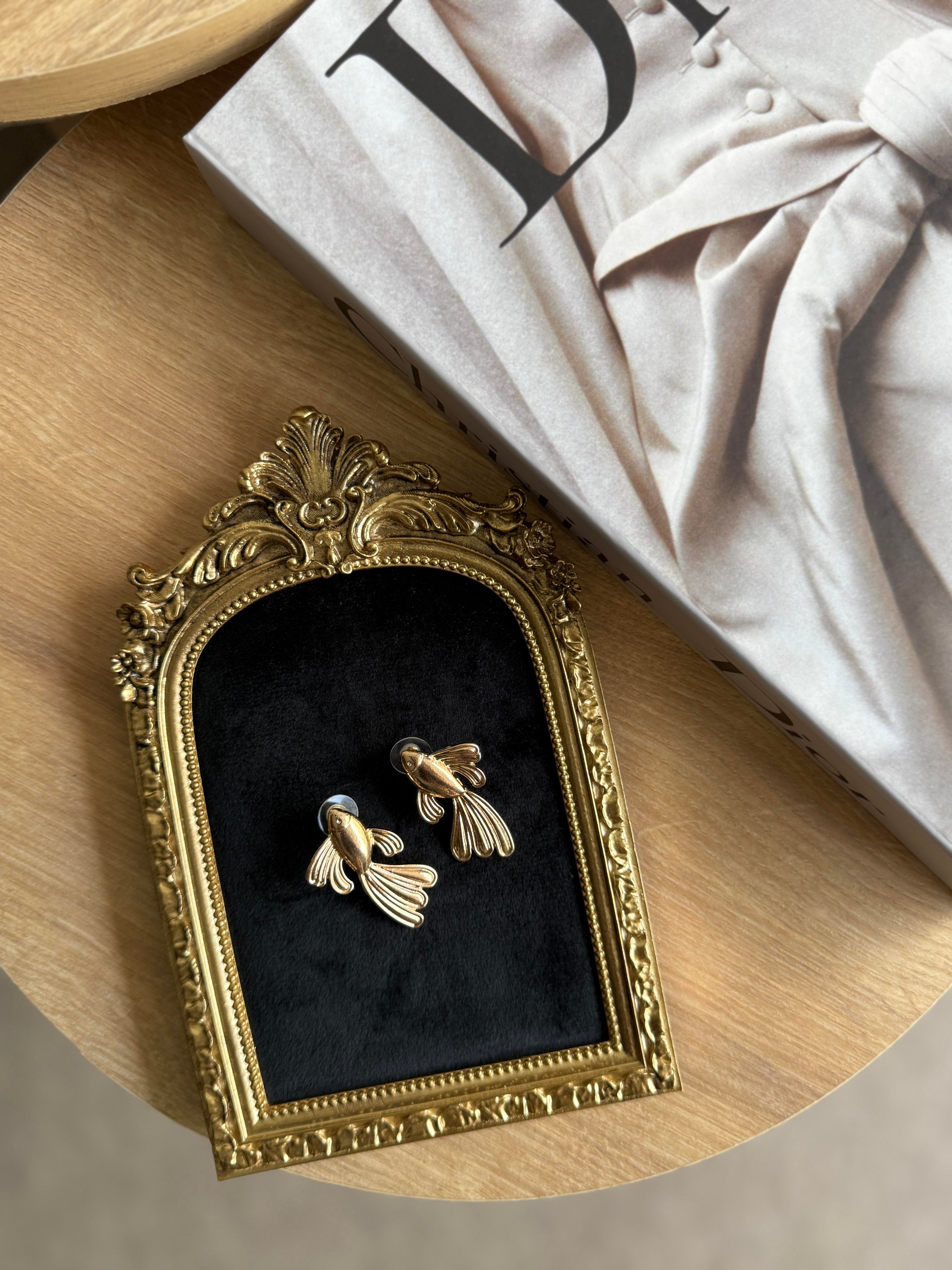 Balık Marka Model Küpe