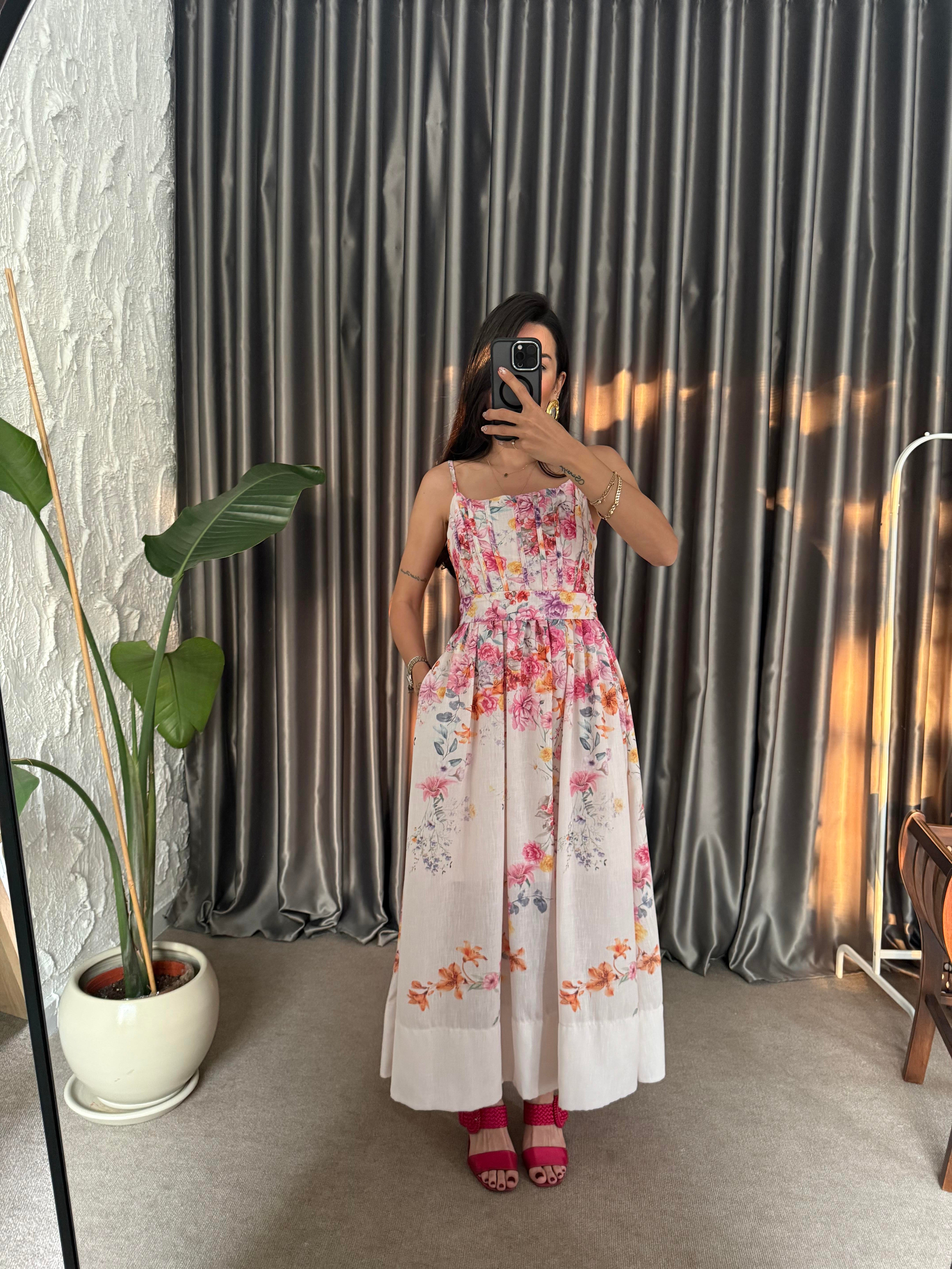 Biyeli Floral Desenli Keten Elbise
