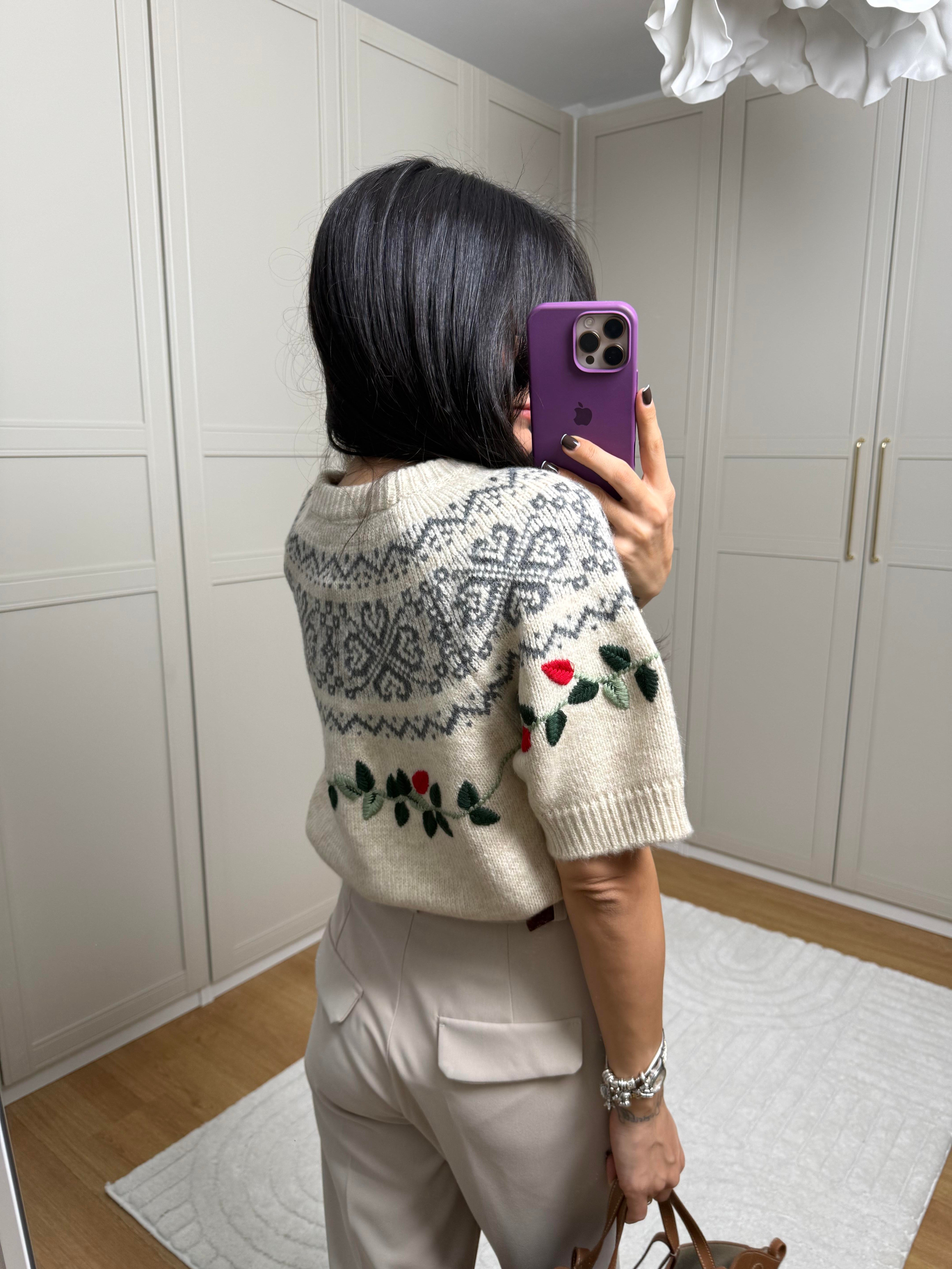 Boreal Nakış İşlemeli Ekru Triko