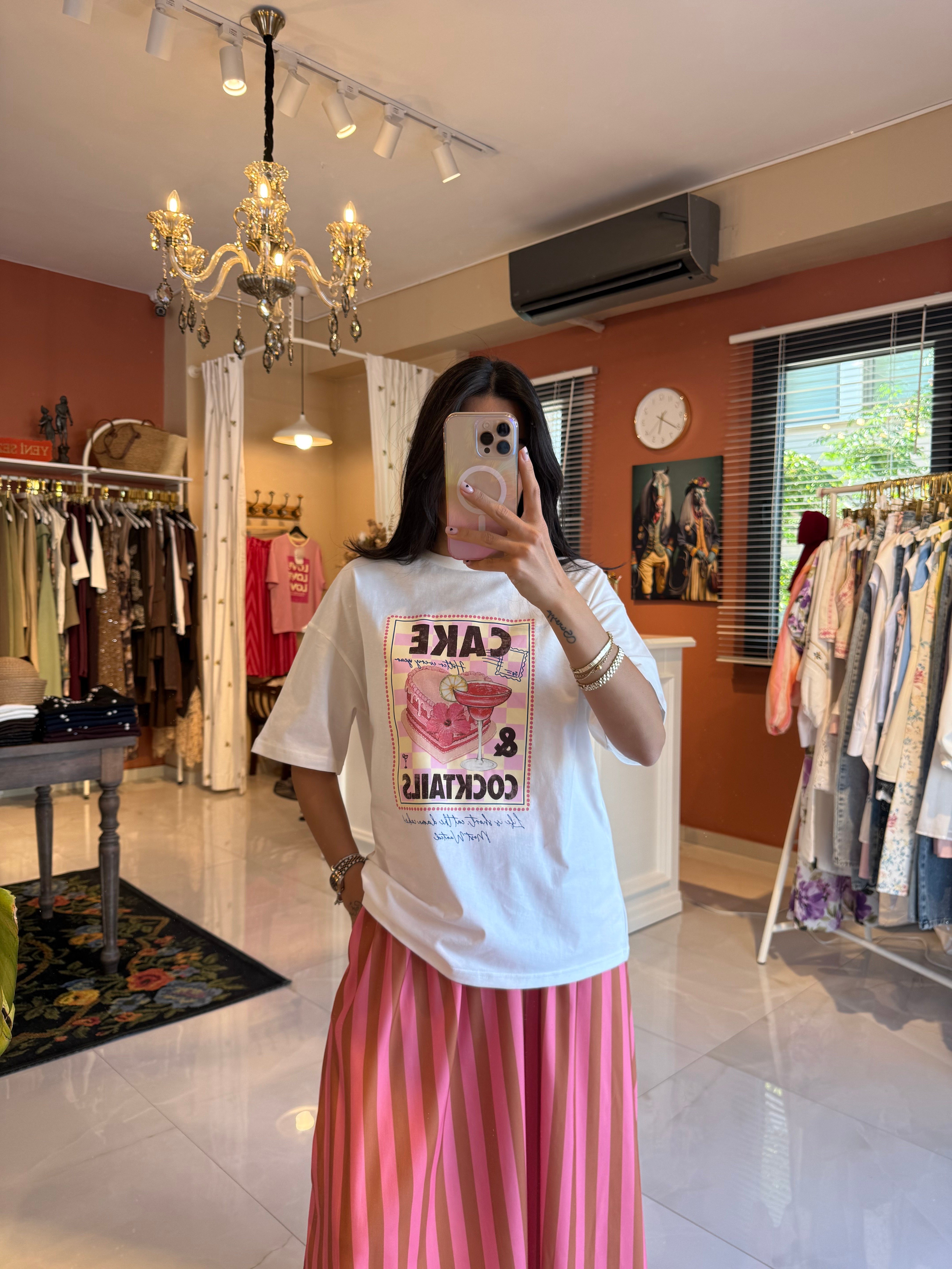 Cake Cocktails Baskılı Tshirt 