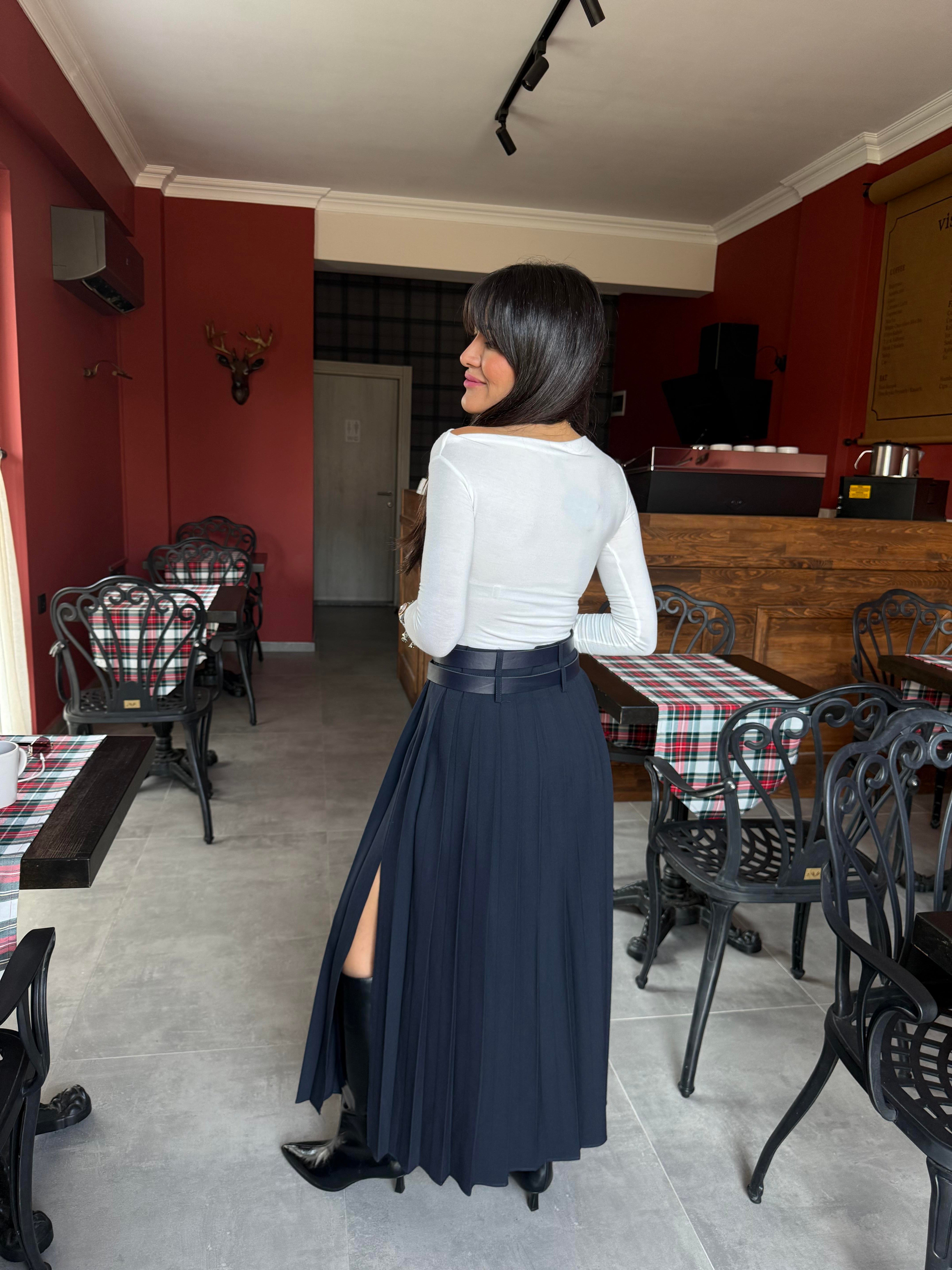 Çift Kemer Midi Boy Piliseli Etek - Lacivert 