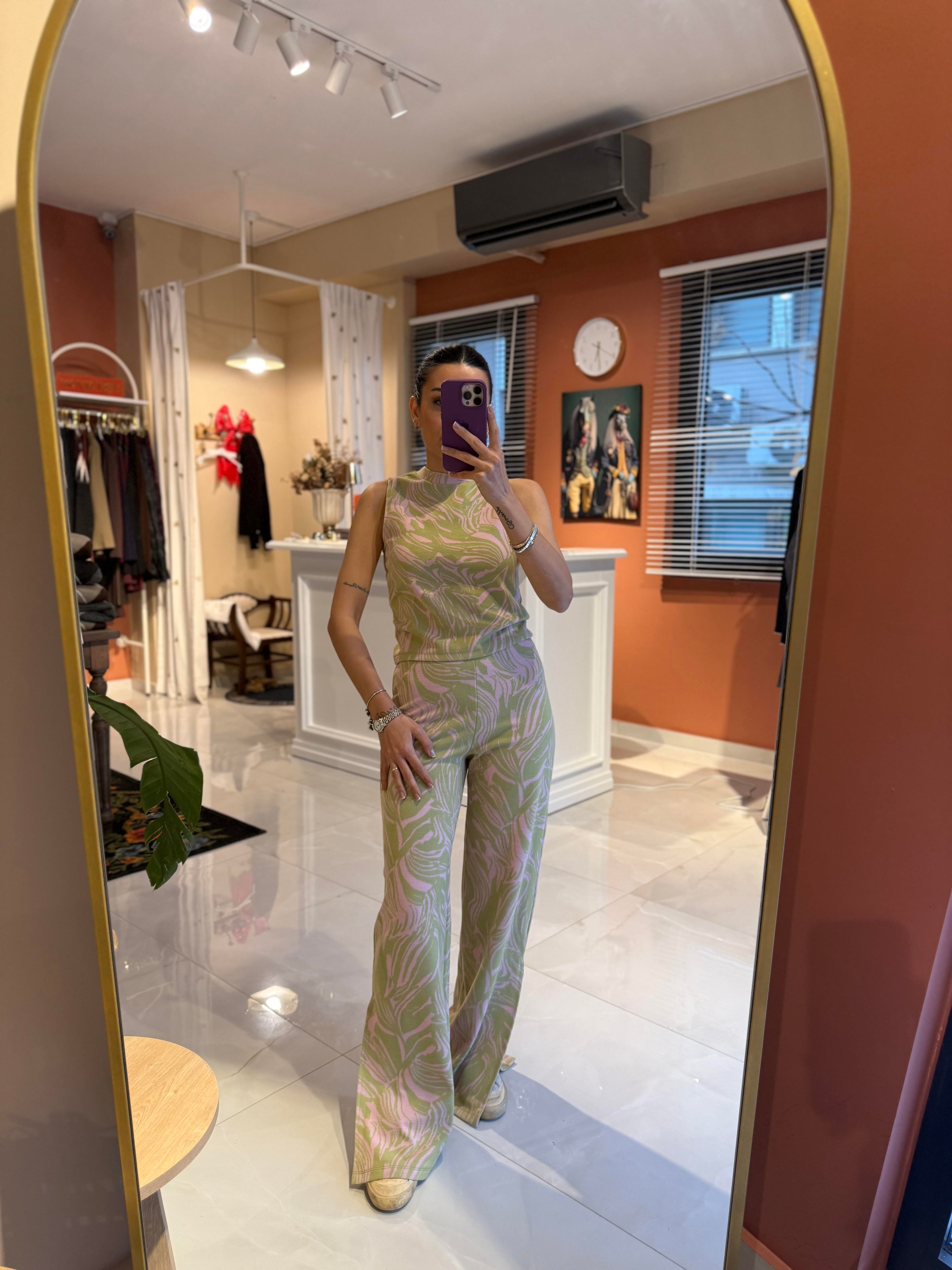 Ebruli Desenli Triko Takım