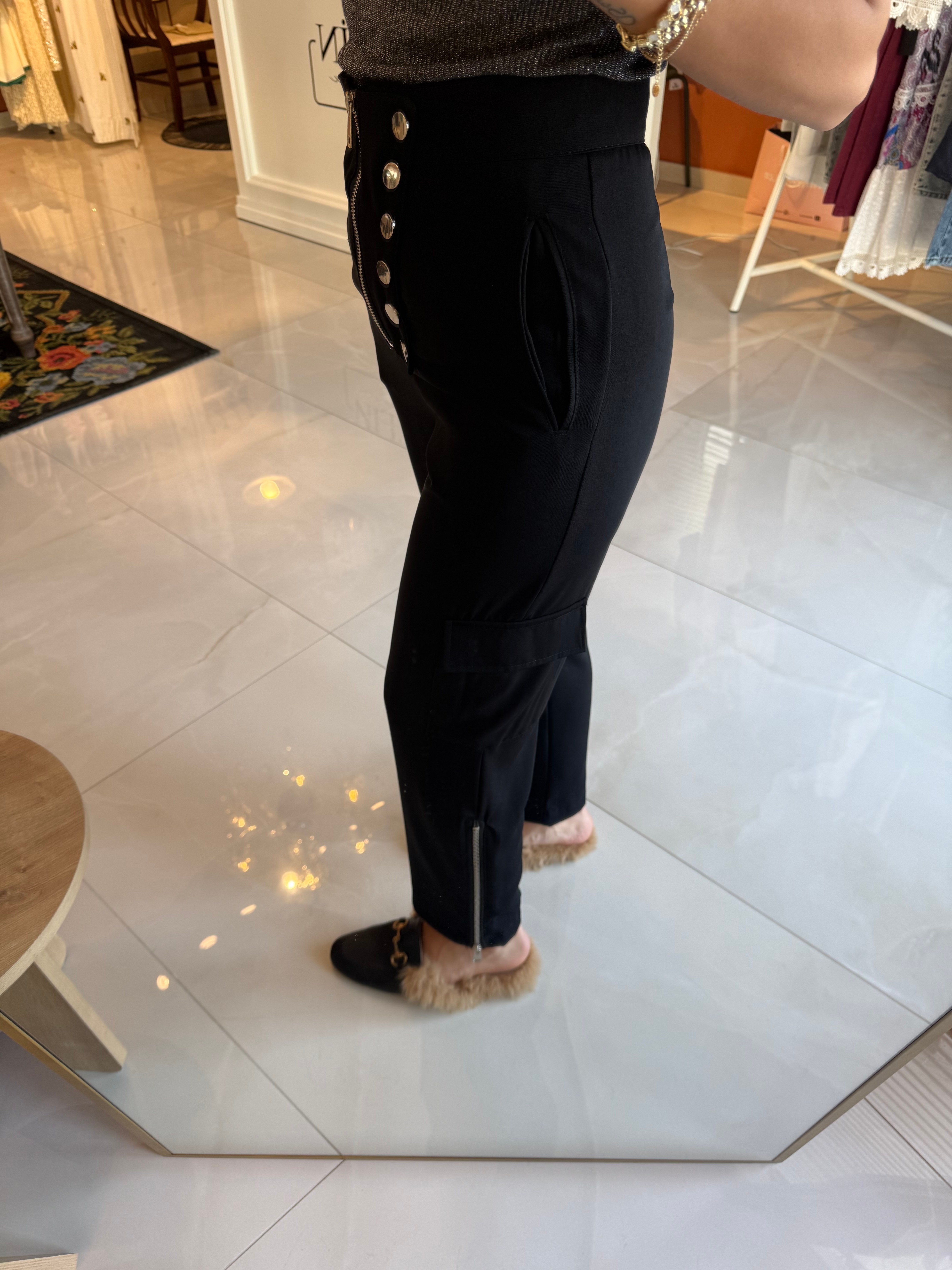 Fermuar ve Düğme Detaylı Yeşil Pantolon