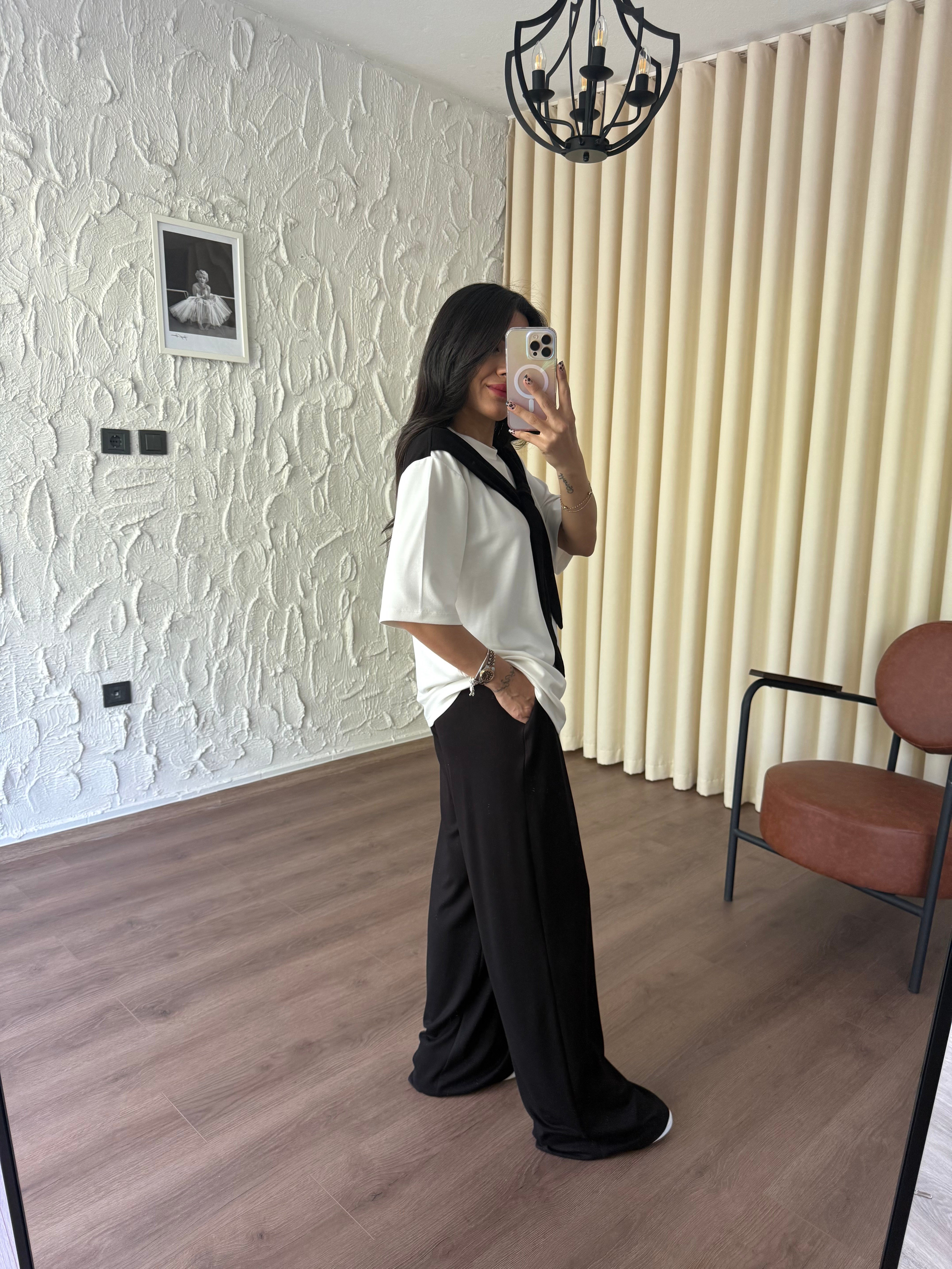 Fular Detaylı Siyah Modal Takım